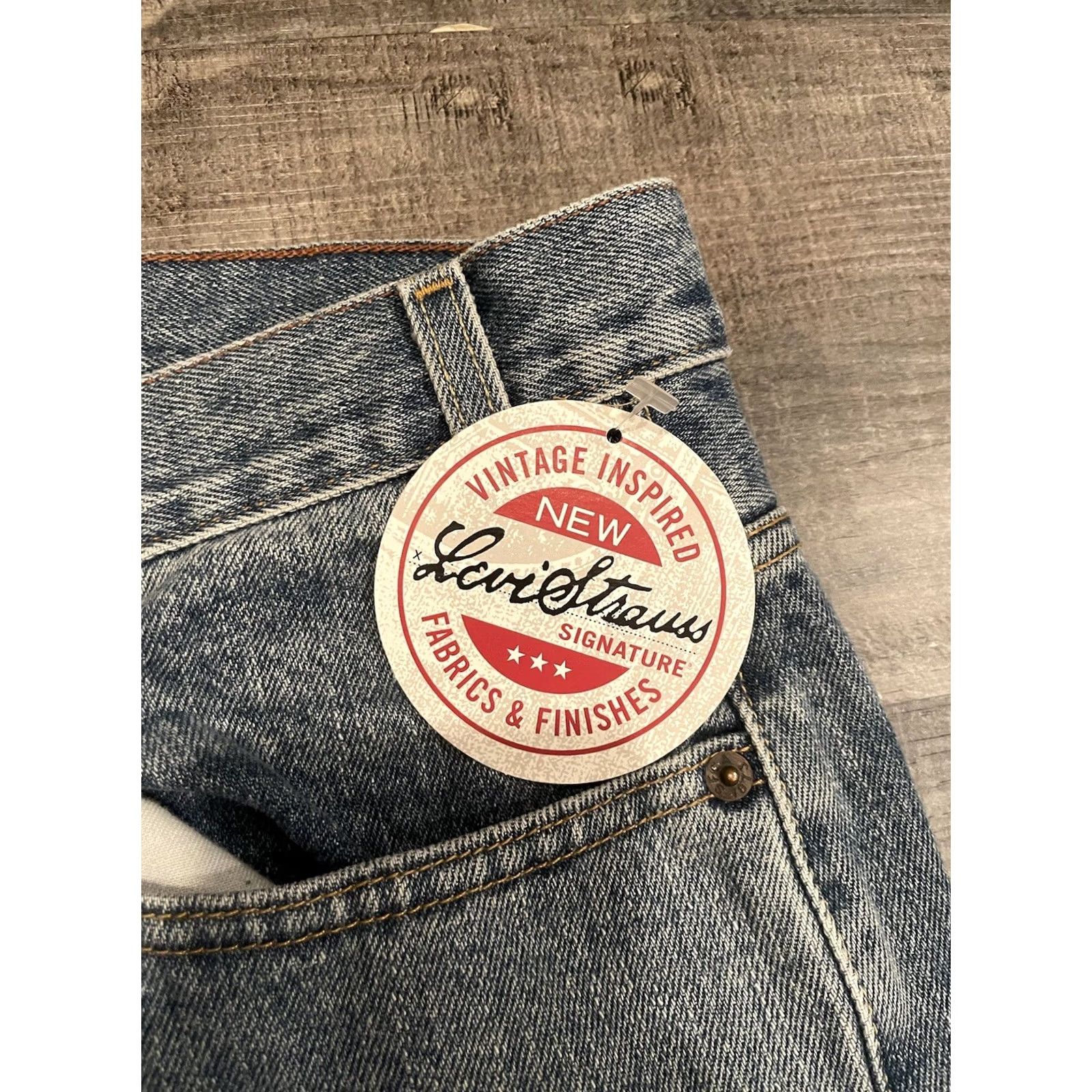 Levi's VINTAGE Levi's Jeans Relaxed Fit 42x30 5-Pocket Denim Blue Signature Stone Wash Mens Jeans Size US 42 / EU 58 - 7 Thumbnail