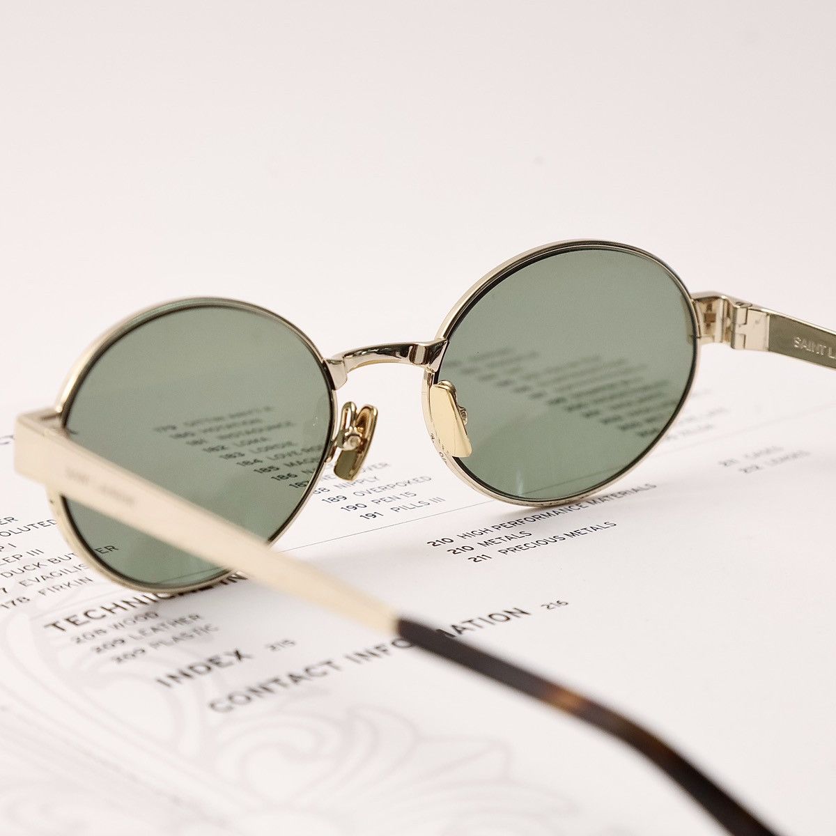 Yves Saint Laurent SAINT LAURENT SL 692 SUNGLASSES Size ONE SIZE - 4 Thumbnail