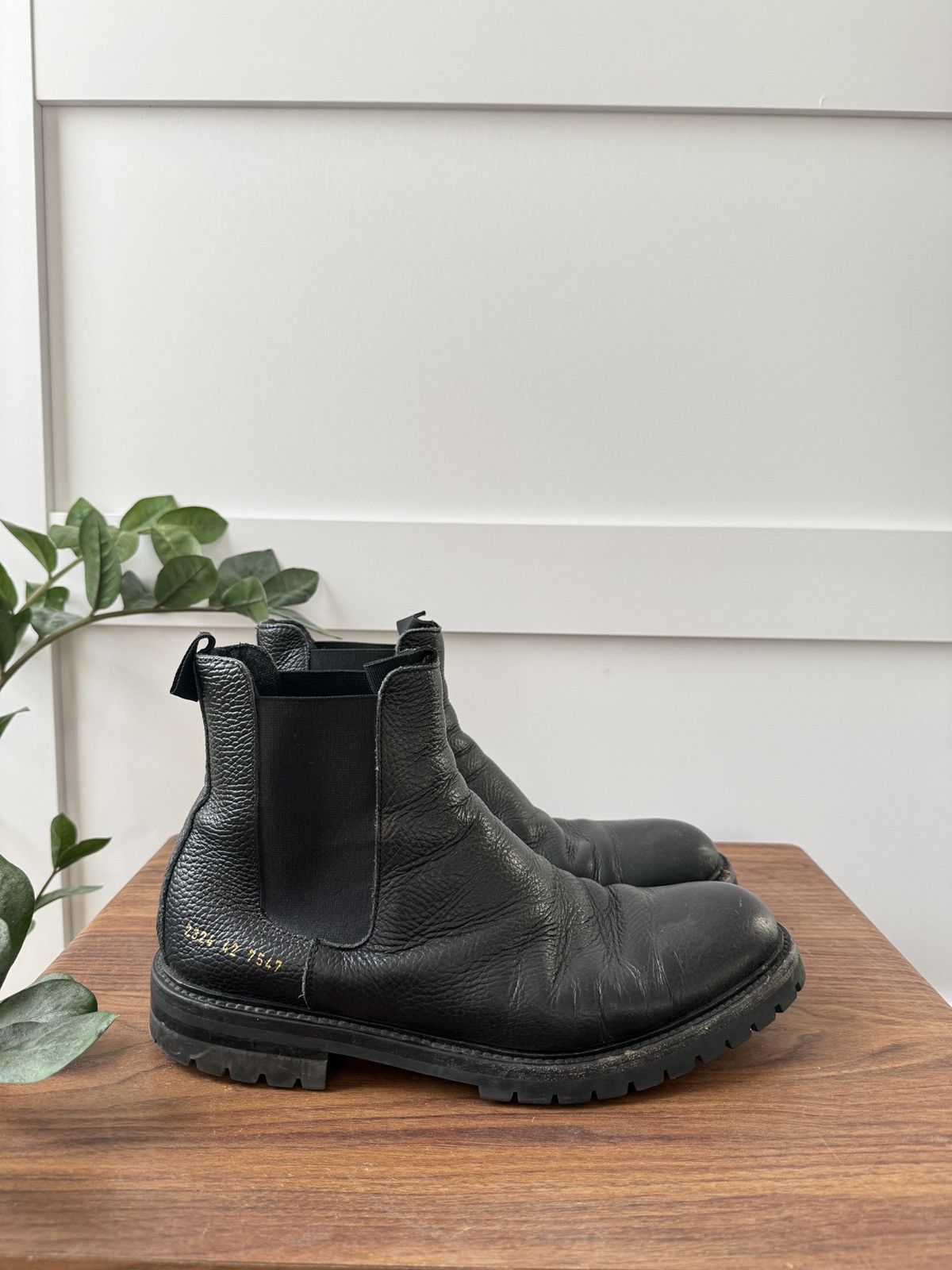 Common Projects Black Winter Chelsea Boots Size US 9 / EU 42 - 2 Thumbnail