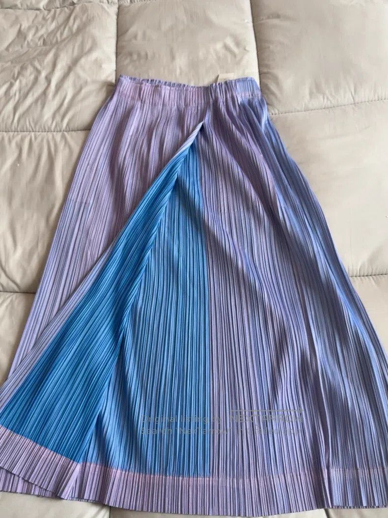 Issey Miyake Issey Miyake size:5 Color Block Pleated Skirt Size 31" - 1 Thumbnail