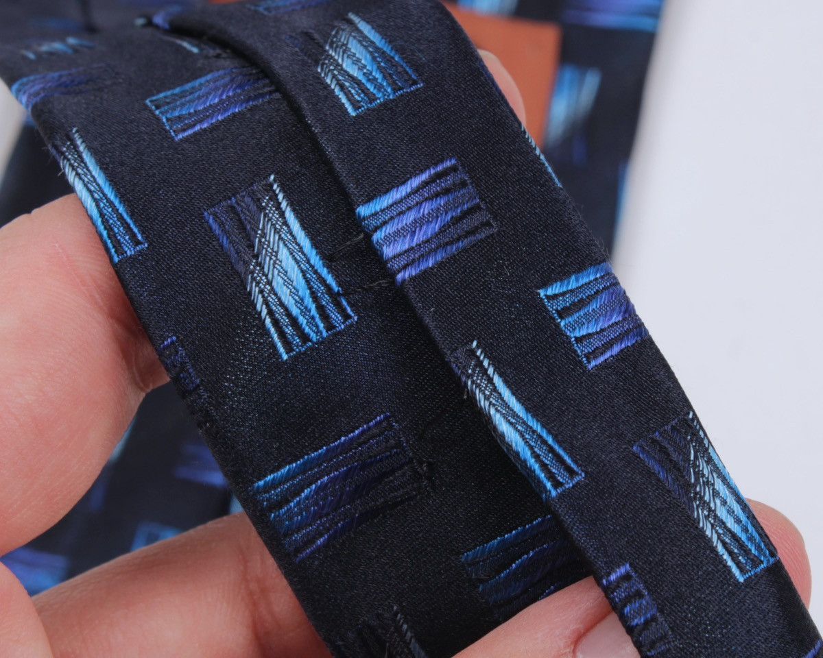 Designer × Missoni × Vintage MISSONI Cravatte Vintage Blue Geometric Silk Tie Size ONE SIZE - 11 Thumbnail