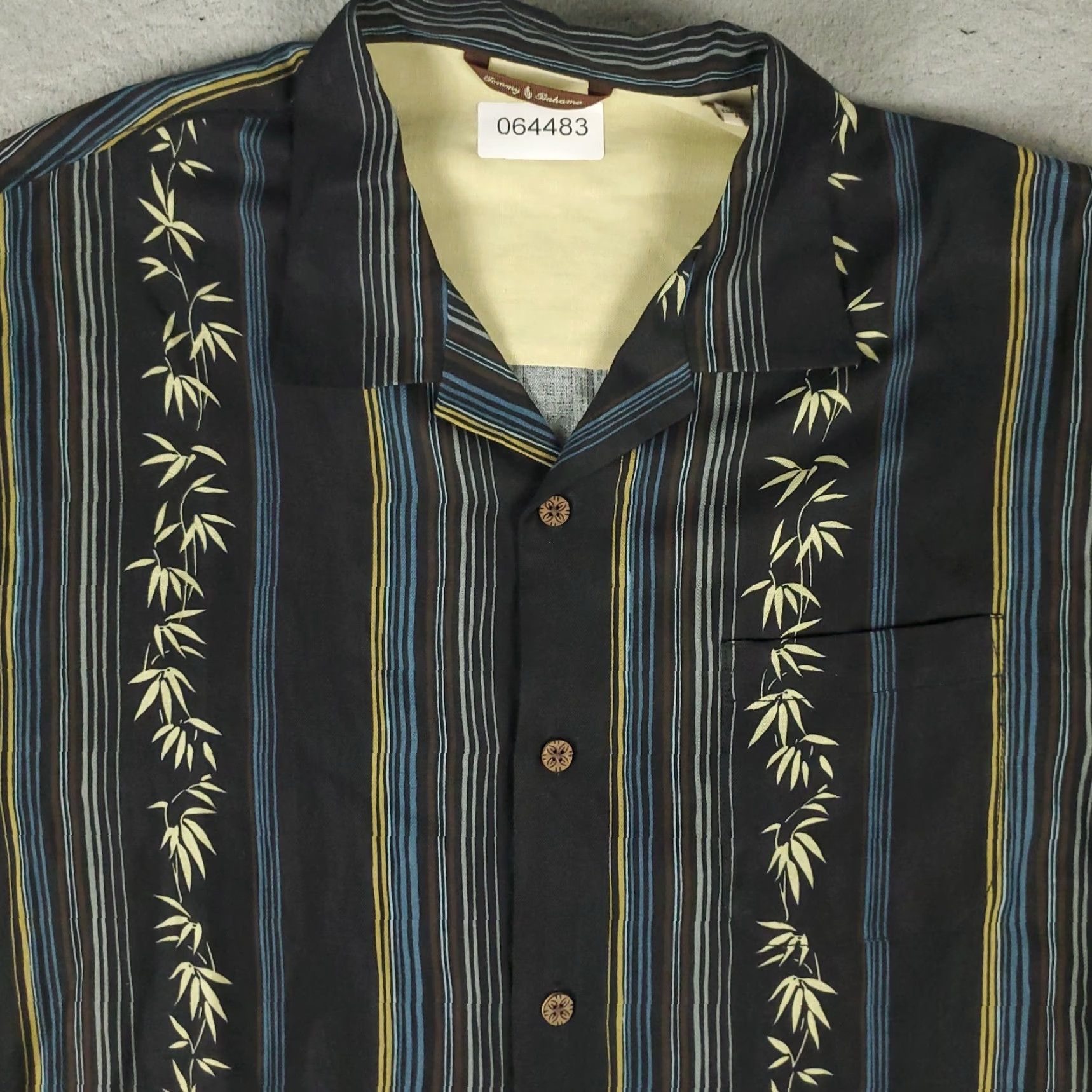 Tommy Bahama Tommy Bahama Shirt Mens Large Black Striped Silk Linen Camp Collar Hawaiian Size US L / EU 52-54 / 3 - 2 Thumbnail