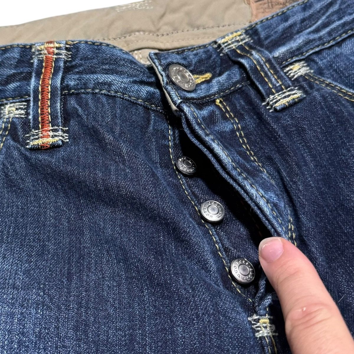 Hugo Boss Hugo Boss Handcrafted Button Fly Dark Wash Jeans Men’s 38x34 Size US 38 / EU 54 - 5 Thumbnail