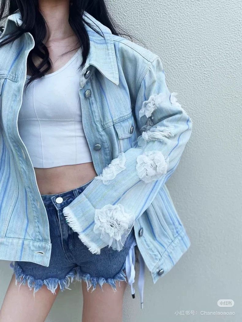 Chanel Chanel Denim jacket 2503-Nextarrow Size XXS / US 00 / IT 34 - 8 Thumbnail