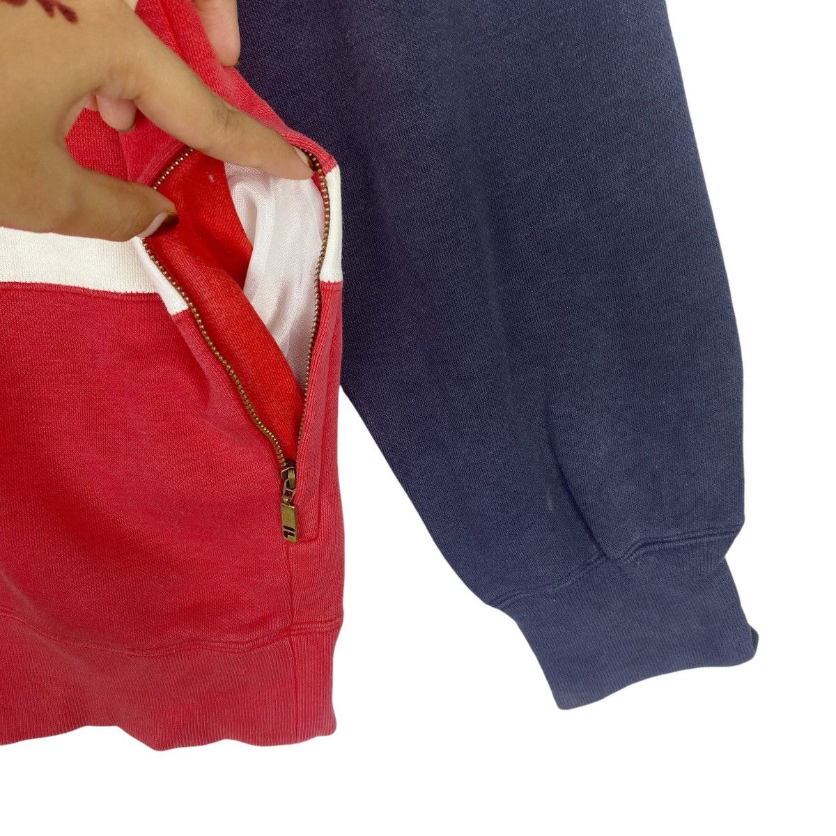 Fila Fila Colorblock Sweathsirt Small Logo Crewneck Pullover Size US L / EU 52-54 / 3 - 5 Thumbnail