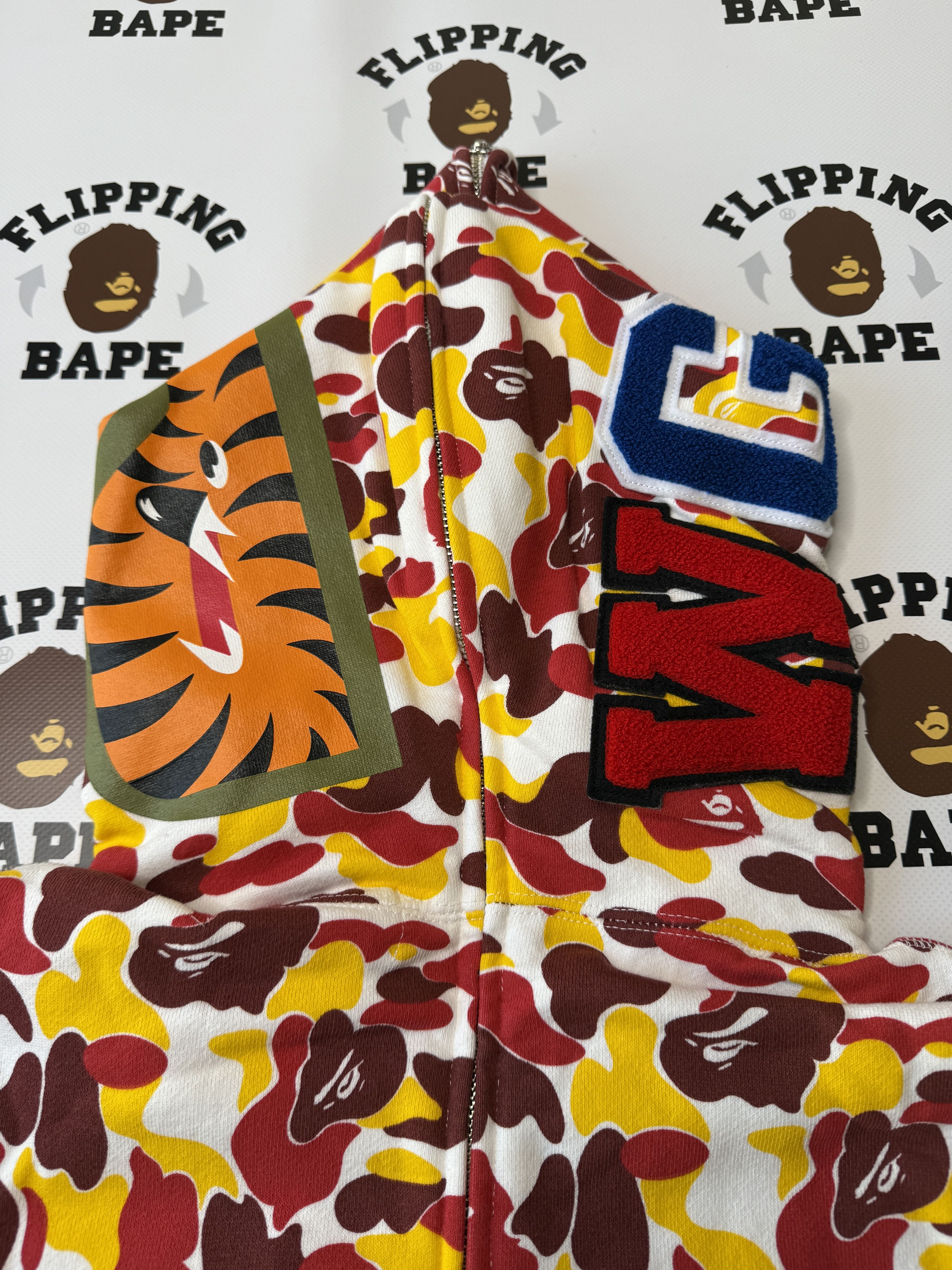 Bape BAPE BEIJING SEPARATE SHARK FULL ZIP HOODIE Size US S / EU 44-46 / 1 - 7 Thumbnail