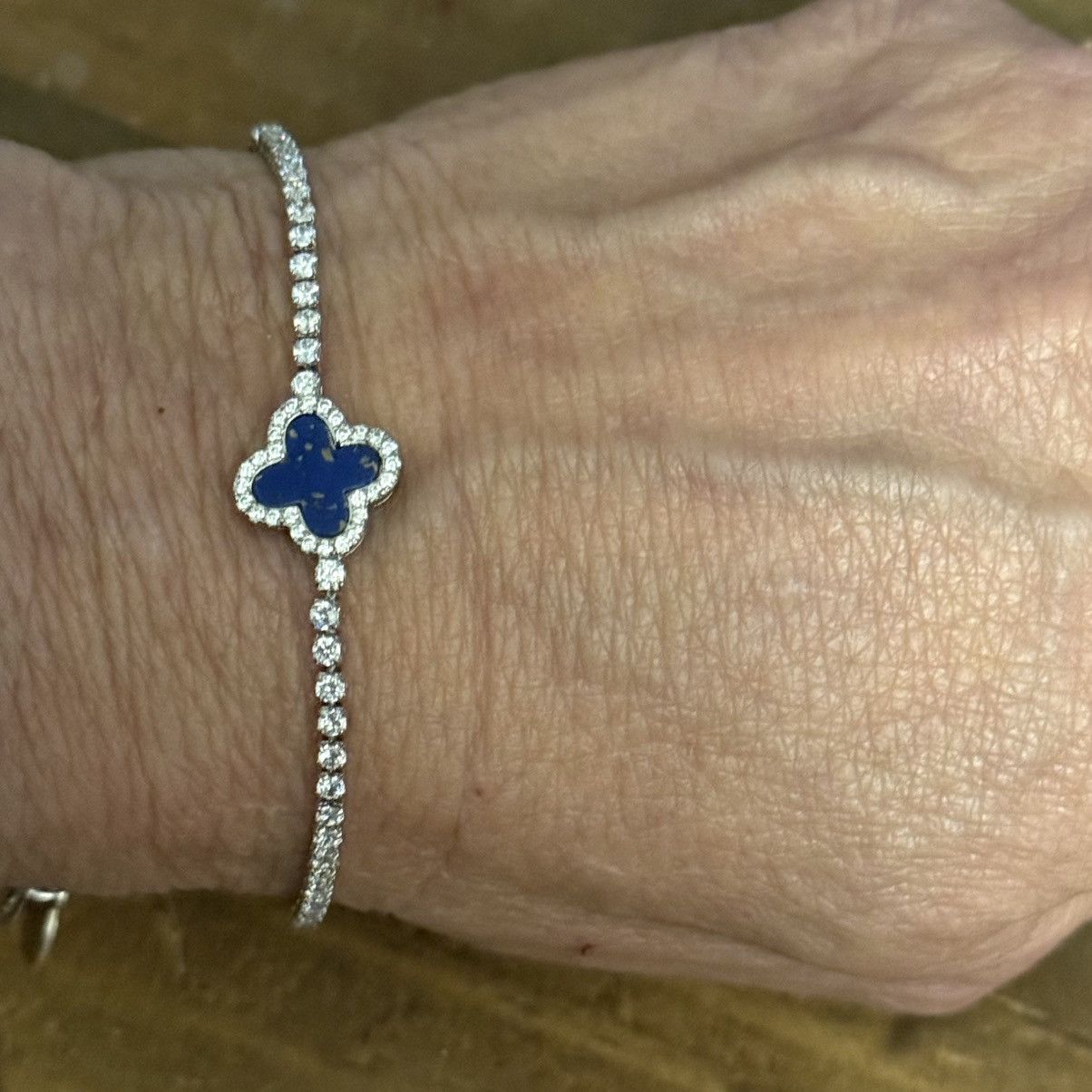 Other Silver tone blue clover bolo tennis bracelet Size ONE SIZE - 2 Thumbnail