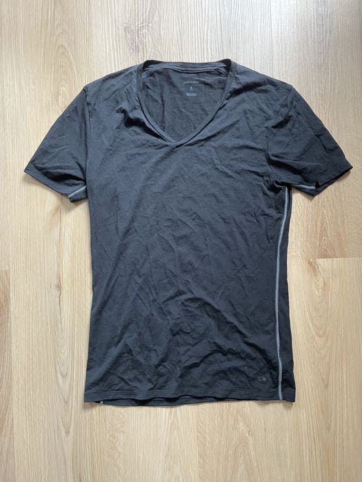 Icebreaker anatomica hotsell v neck