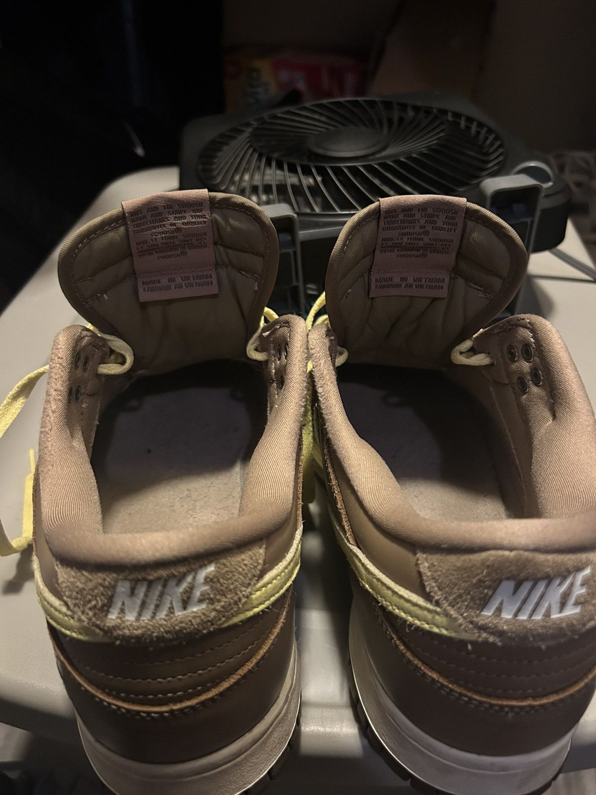 Nike Nike Dunk Low X Undefeated “Canteen” Size US 11 / EU 44 - 8 Thumbnail