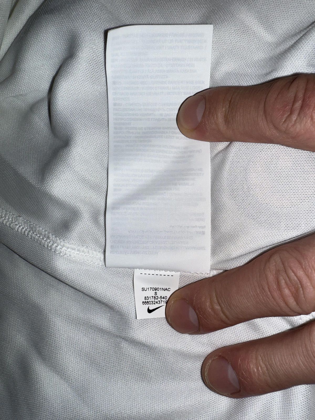 Nike Unreleased Nike Women’s Chelsea Football Club Kit 2 Collared Polo Shirt Sample Size S / US 4 / IT 40 - 10 Thumbnail