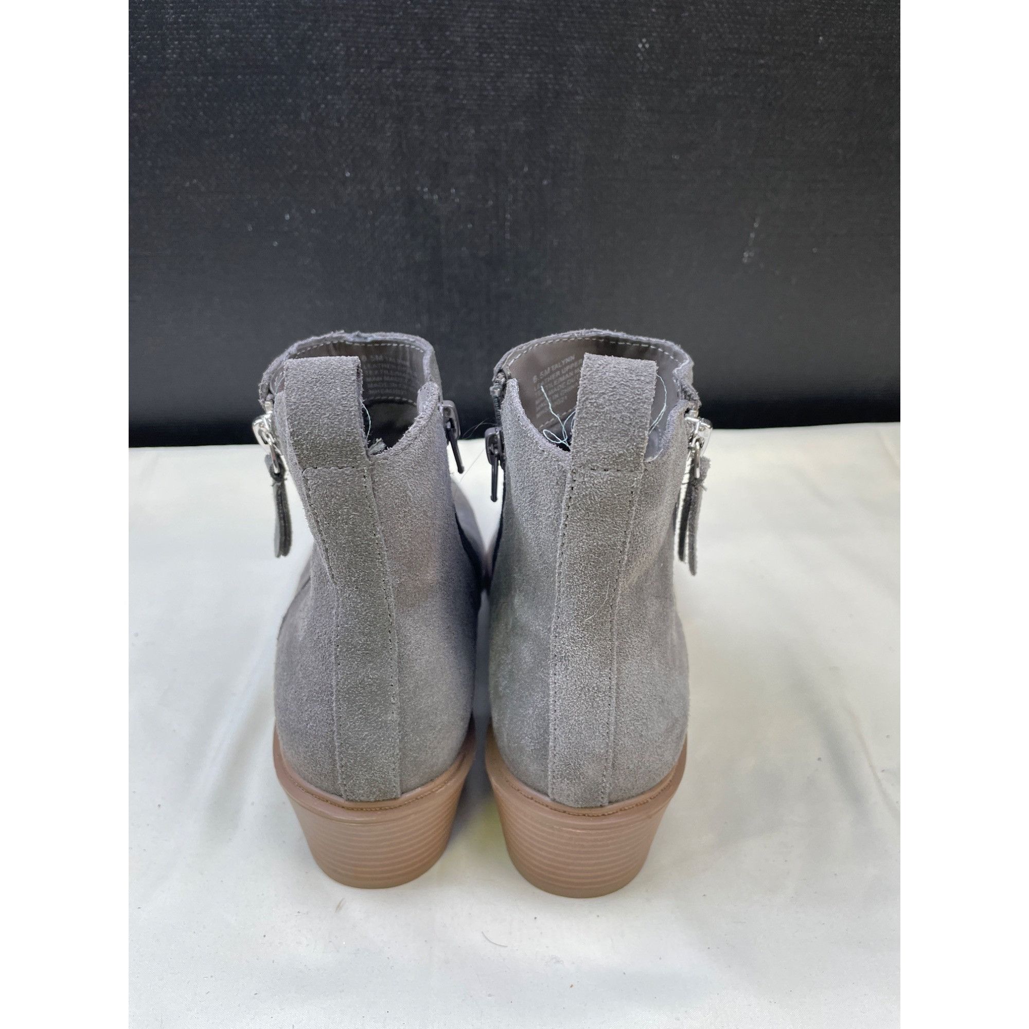Other Kensie Women's Suede Gray Ankle boots / Shoes Size 6.5 SKU 5 Size US 6.5 / IT 36.5 - 4 Thumbnail