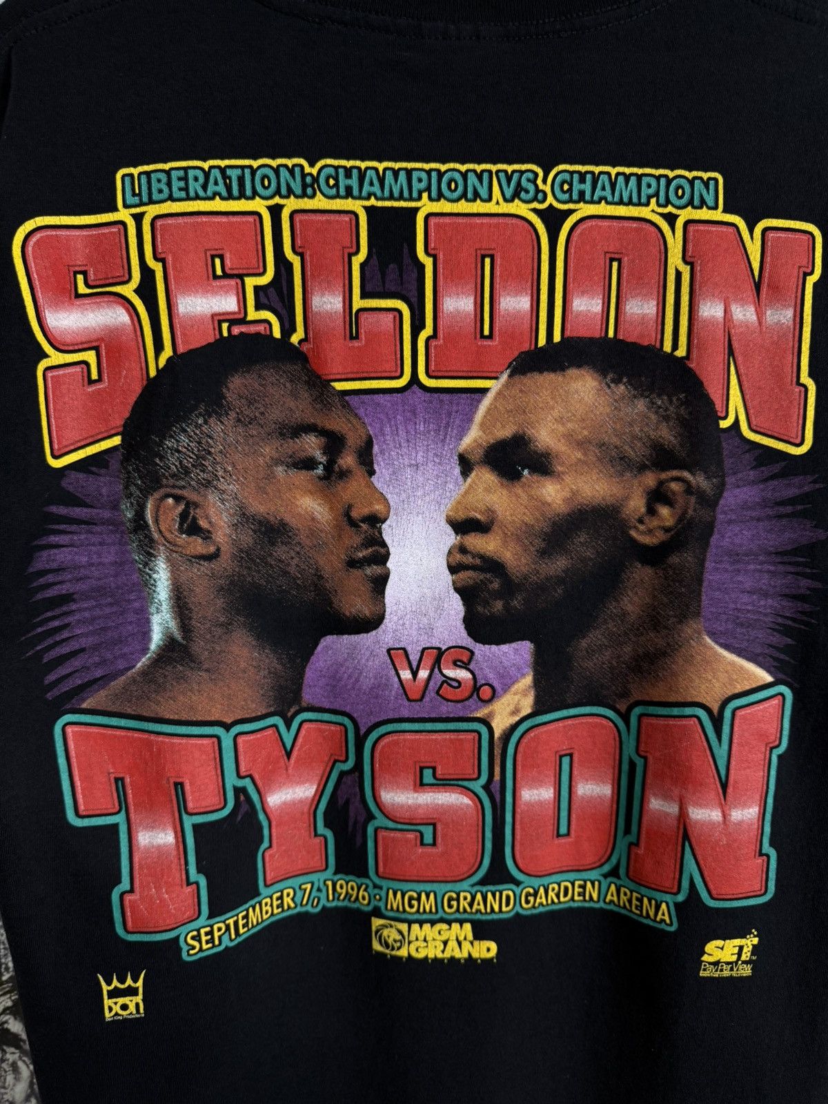 Vintage Vintage Mike Tyson MGM Boxing T-Shirt Adult Size Large Size US L / EU 52-54 / 3 - 7 Thumbnail