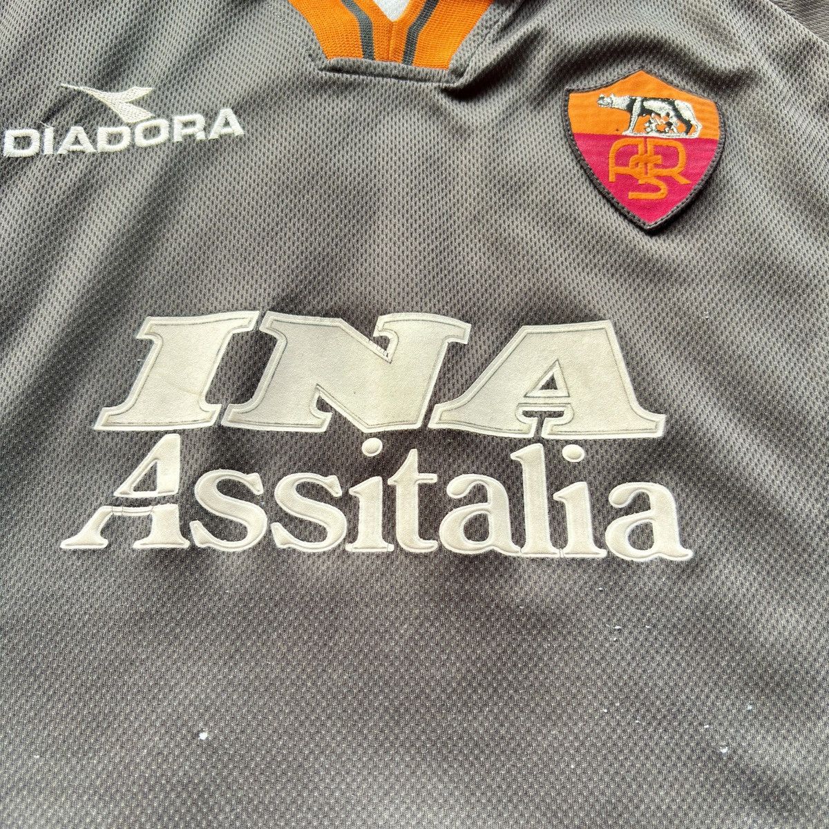 Diadora As Roma 3rd 1998-99 Totti #10 Soccer Jersey Size US L / EU 52-54 / 3 - 6 Thumbnail