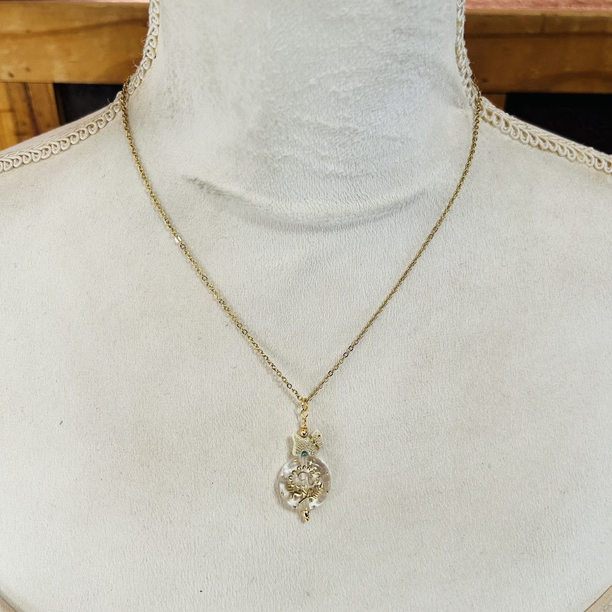 Handmade Handcrafted elegant glass beaded pendant on chain necklace Size ONE SIZE - 3 Thumbnail