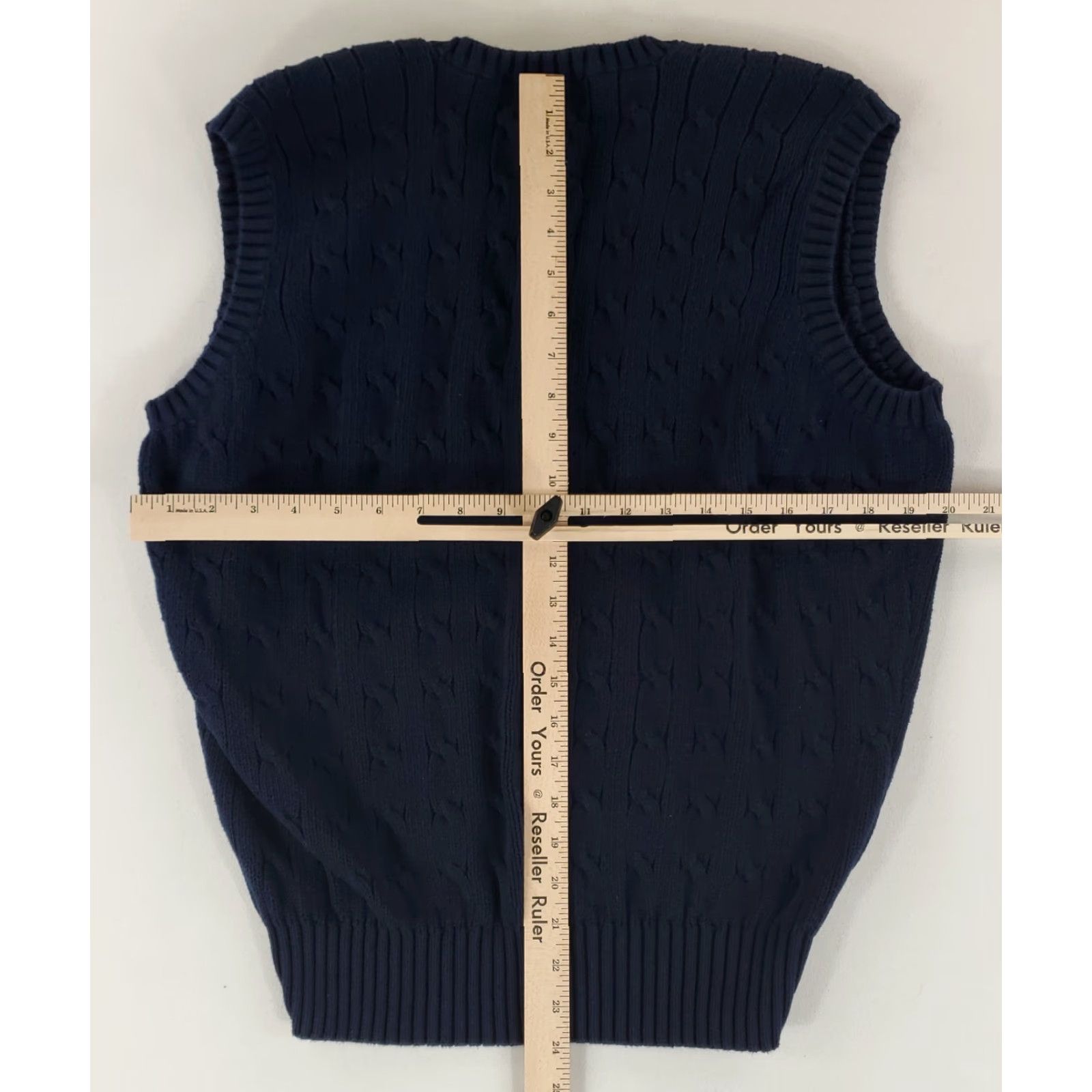 Polo Ralph Lauren Polo Ralph Lauren Vest Men L Cable Knit Navy Blue Crest Polo Golf Sweater Vest L Mens Navy Crest Cable Knit Blue Size US L / EU 52-54 / 3 - 7 Thumbnail