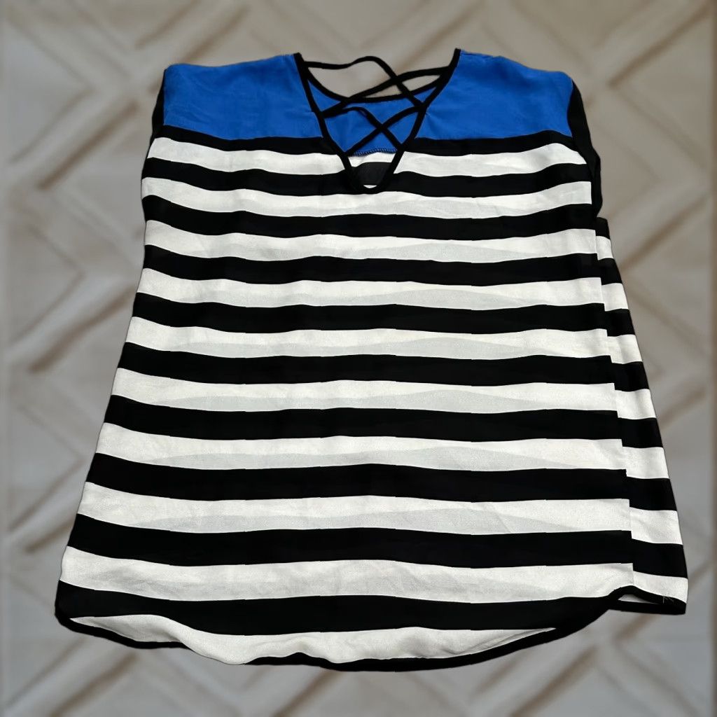 Vintage Ashley Stewart Tunic Blouse Womens 12 Blue White Black Striped Sleeveless Casual Shirt Size XL / US 12-14 / IT 48-50 - 1 Thumbnail