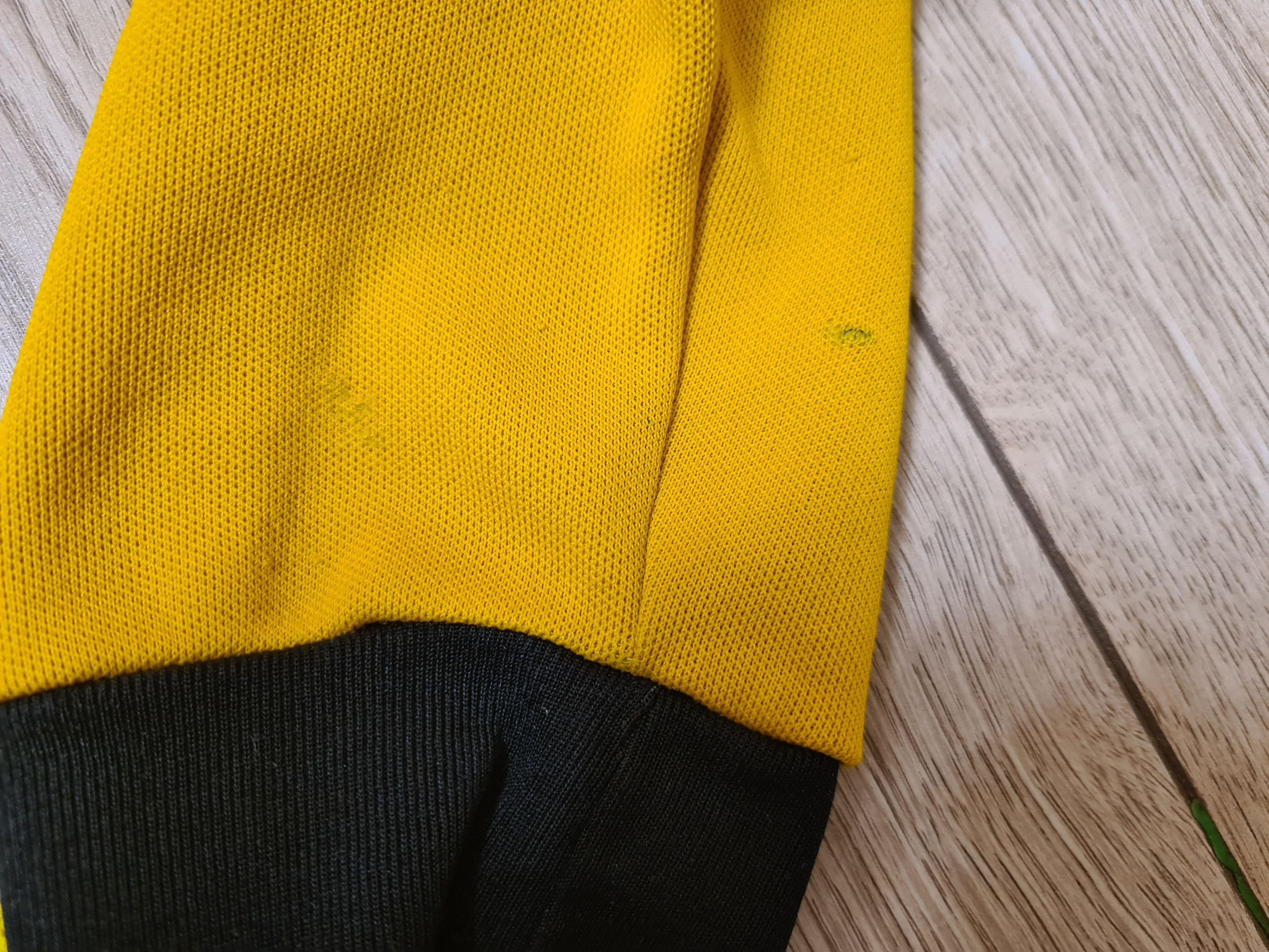 All Sport YOUNG BOYS 1981 1983 HOME BSC FOOTBALL SOCCER JERSEY RARE Size US S / EU 44-46 / 1 - 6 Thumbnail