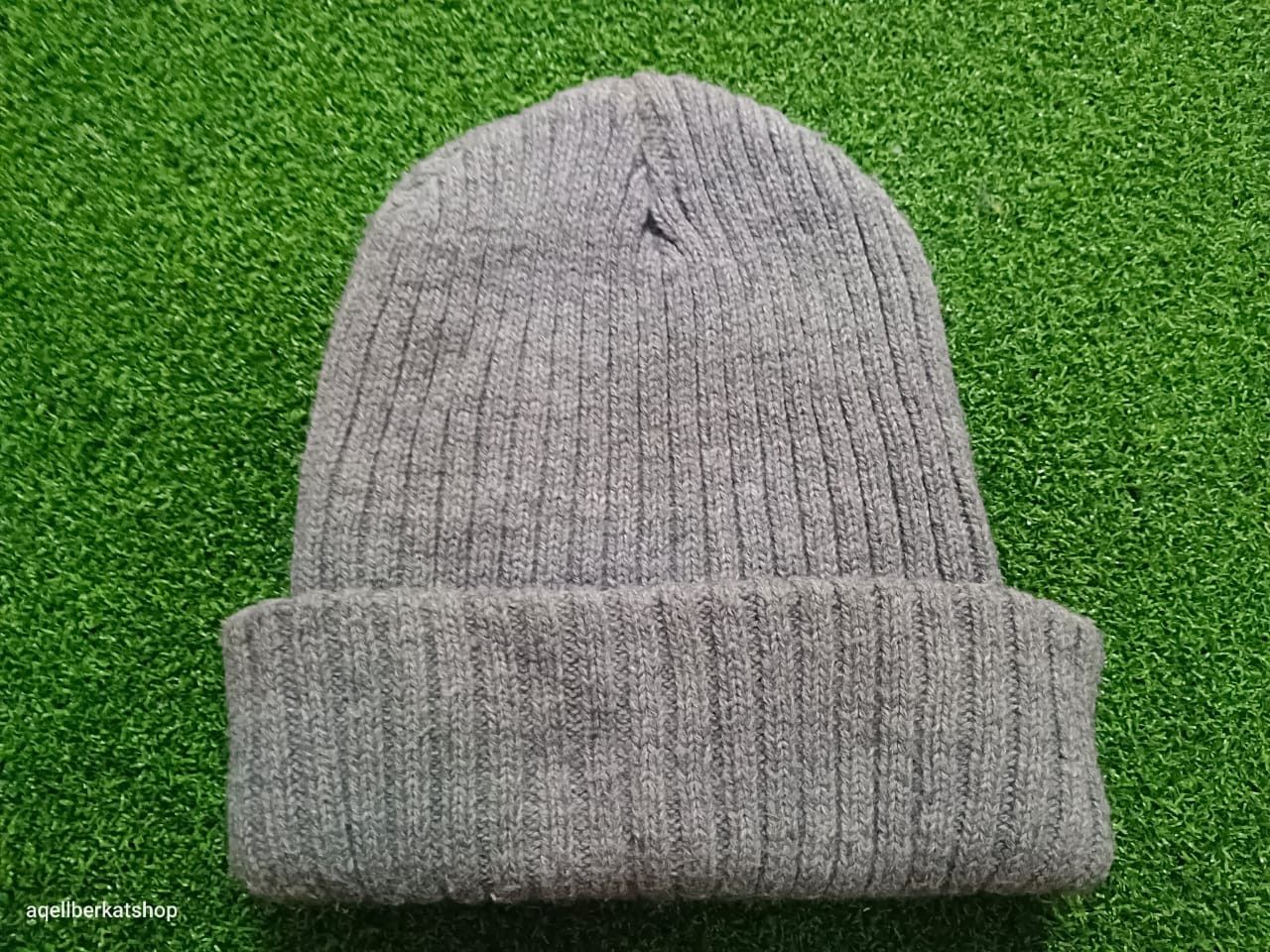 Designer CHELSEA NEW YORK Beanie Size ONE SIZE - 3 Thumbnail