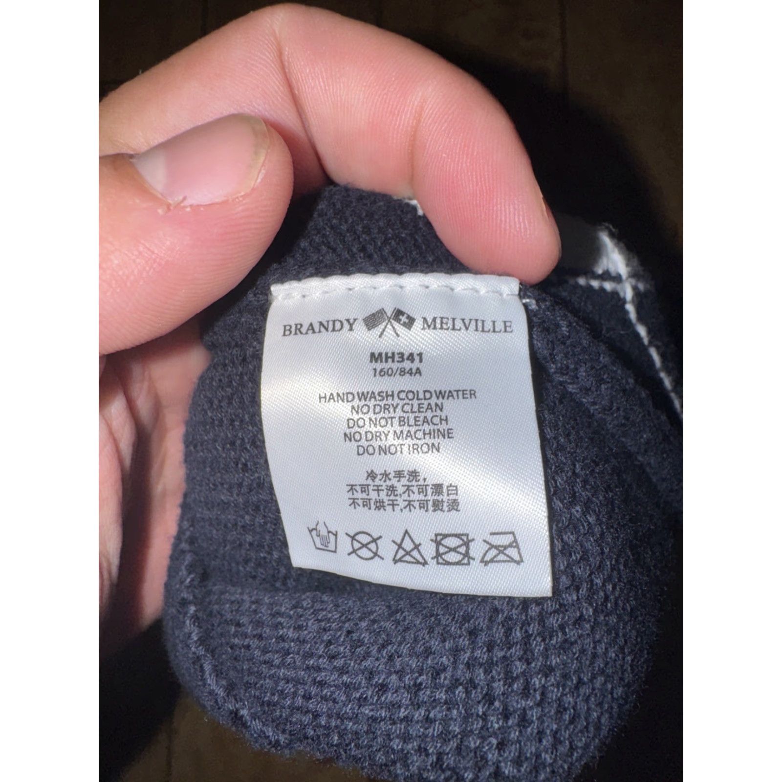 Brandy Melville Brandy Melville Argyle Cardigan Sweater Navy Blue White Light Blue Preppy Y2K Cardigan Teens One Size Navy Blue Size ONE SIZE - 4 Thumbnail