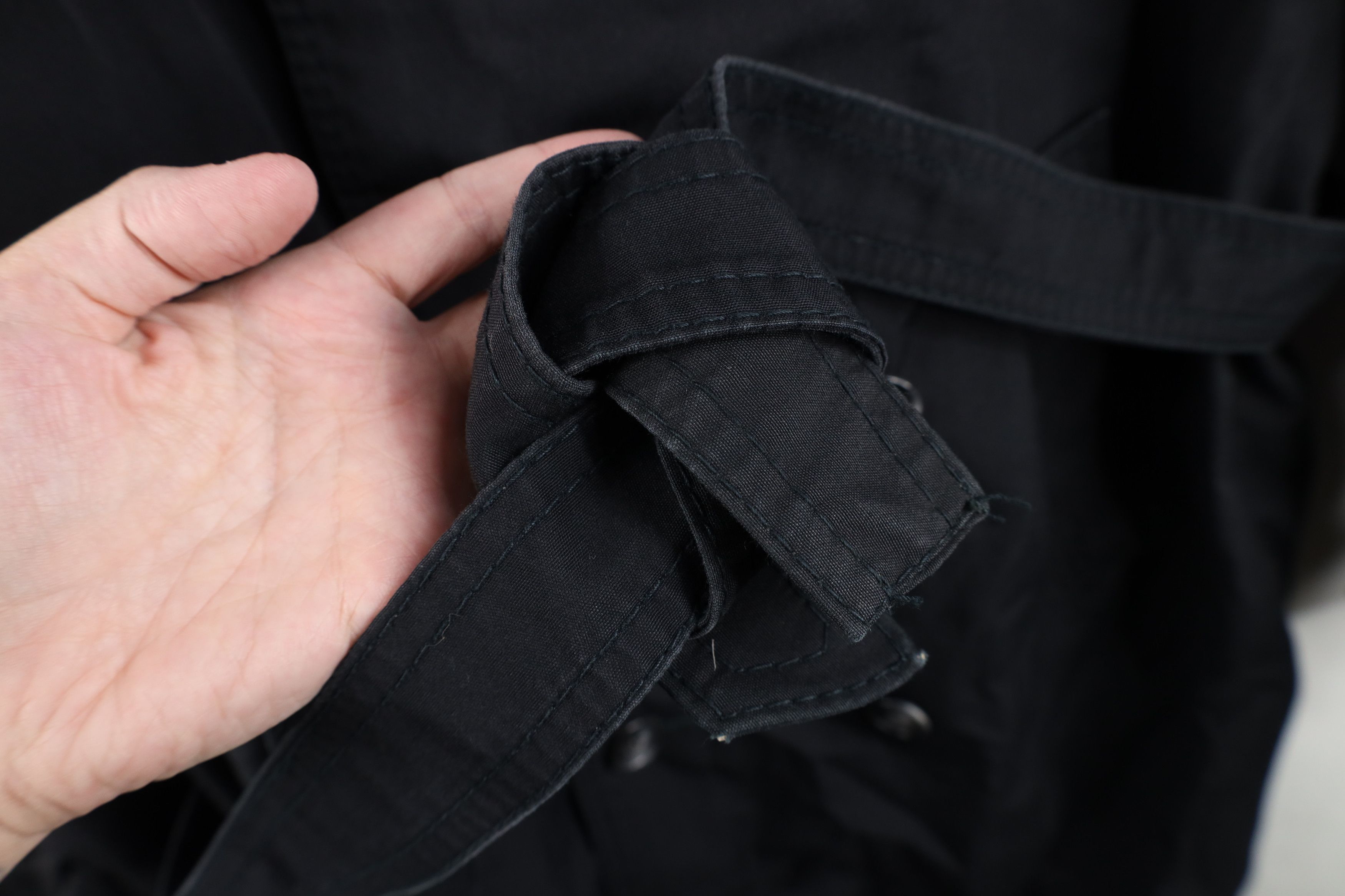 Vintage Vintage 70s Streetwear Belted Trench Coat Jacket Black Size US XL / EU 56 / 4 - 7 Thumbnail