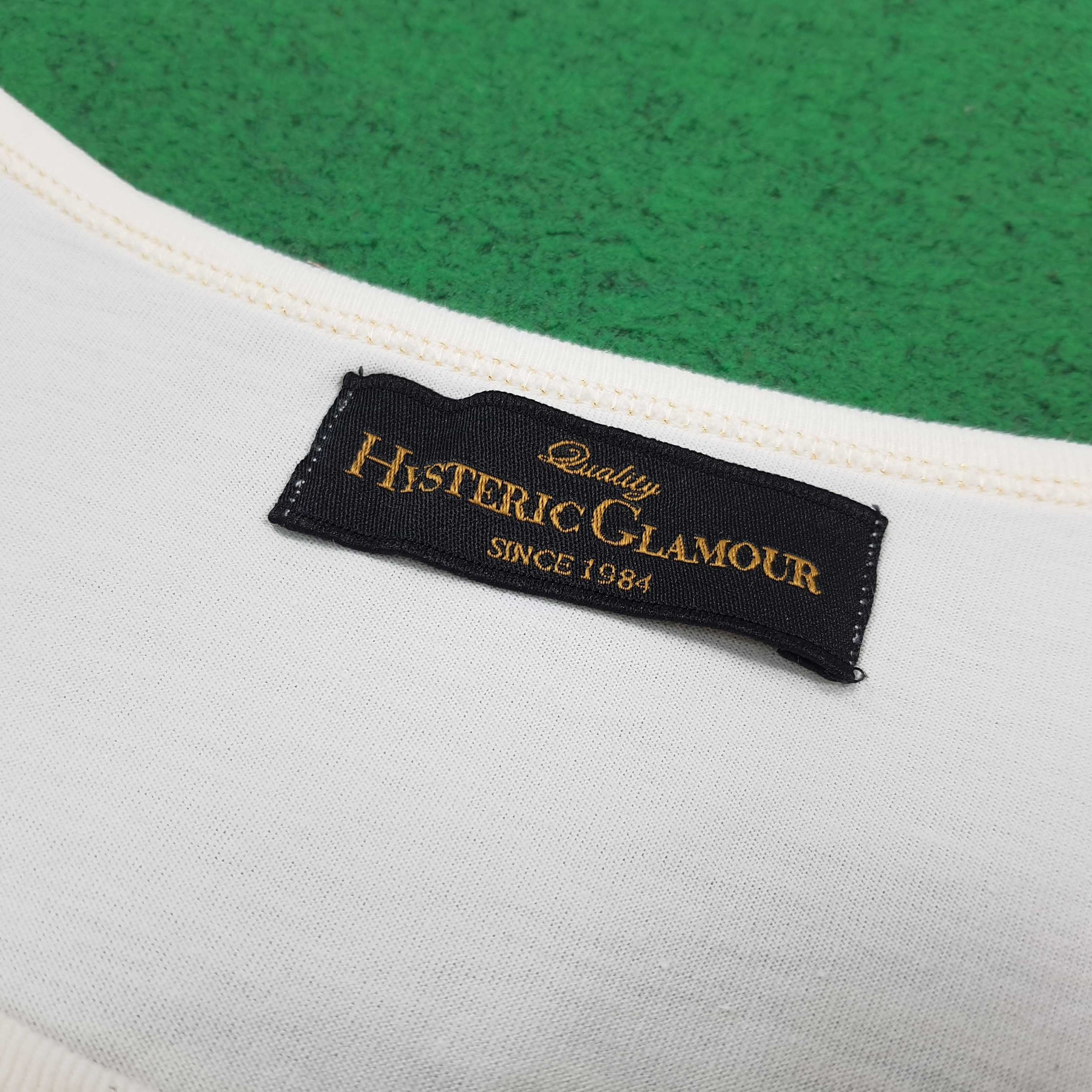 Hysteric Glamour Vintage Hysteric Glamour Japan Gold Logo Tshirt C301N33 Size S / US 4 / IT 40 - 5 Thumbnail