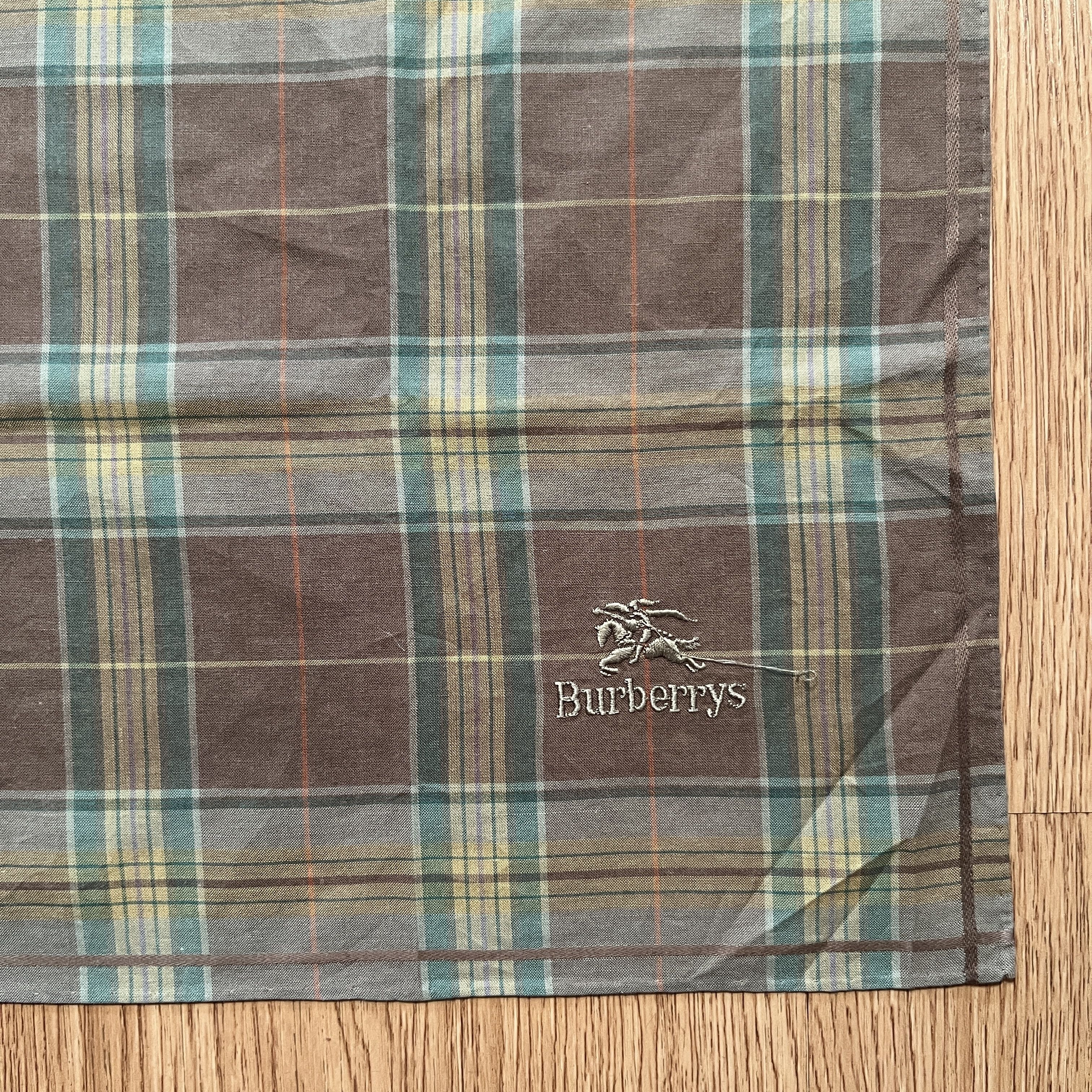 Burberry Vintage burberry Handkerchief Size ONE SIZE - 2 Thumbnail