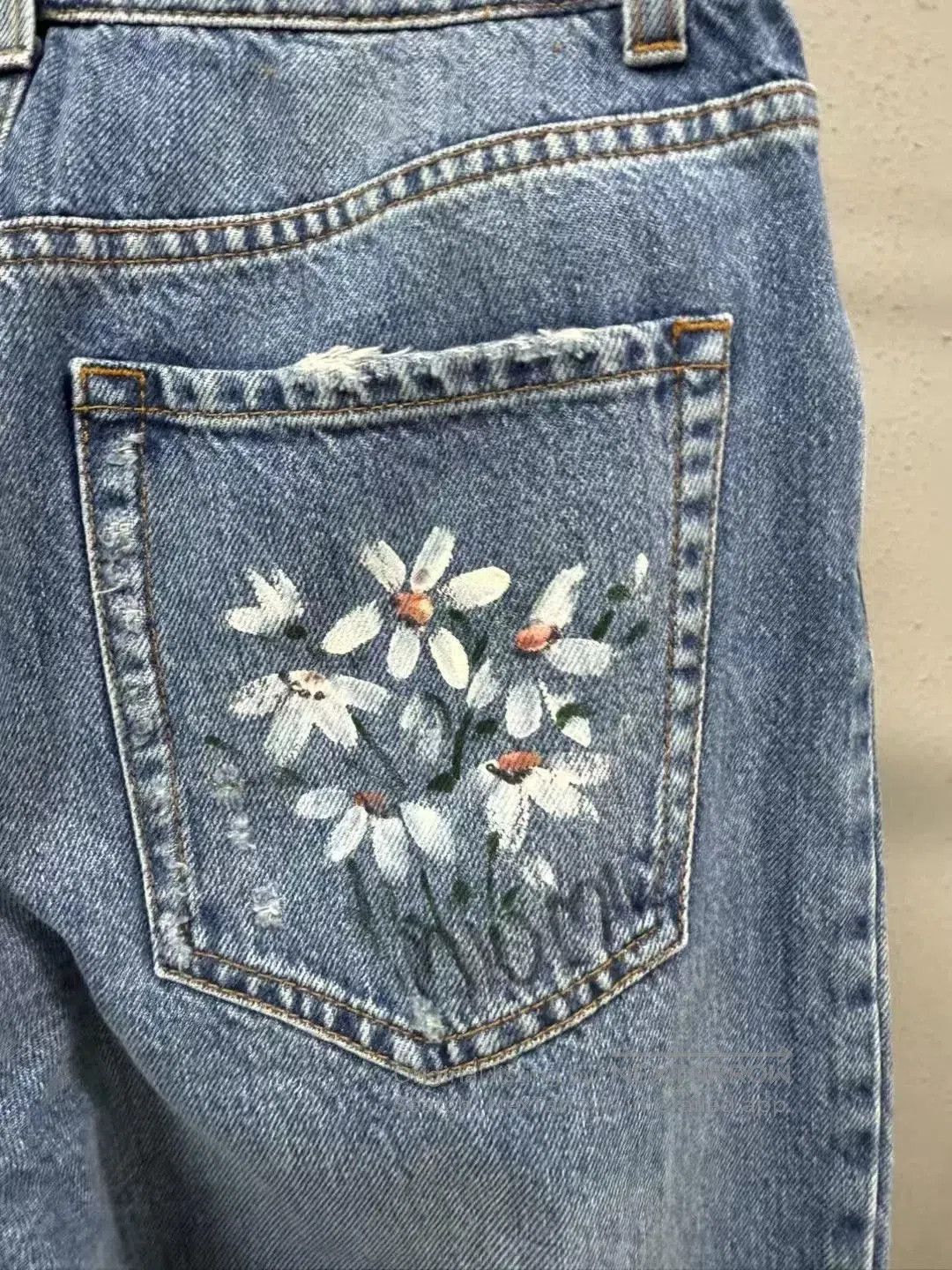Miu Miu Miumiu Painted Daisy Jeans. Size 25" / US 0 / IT 36 - 3 Thumbnail