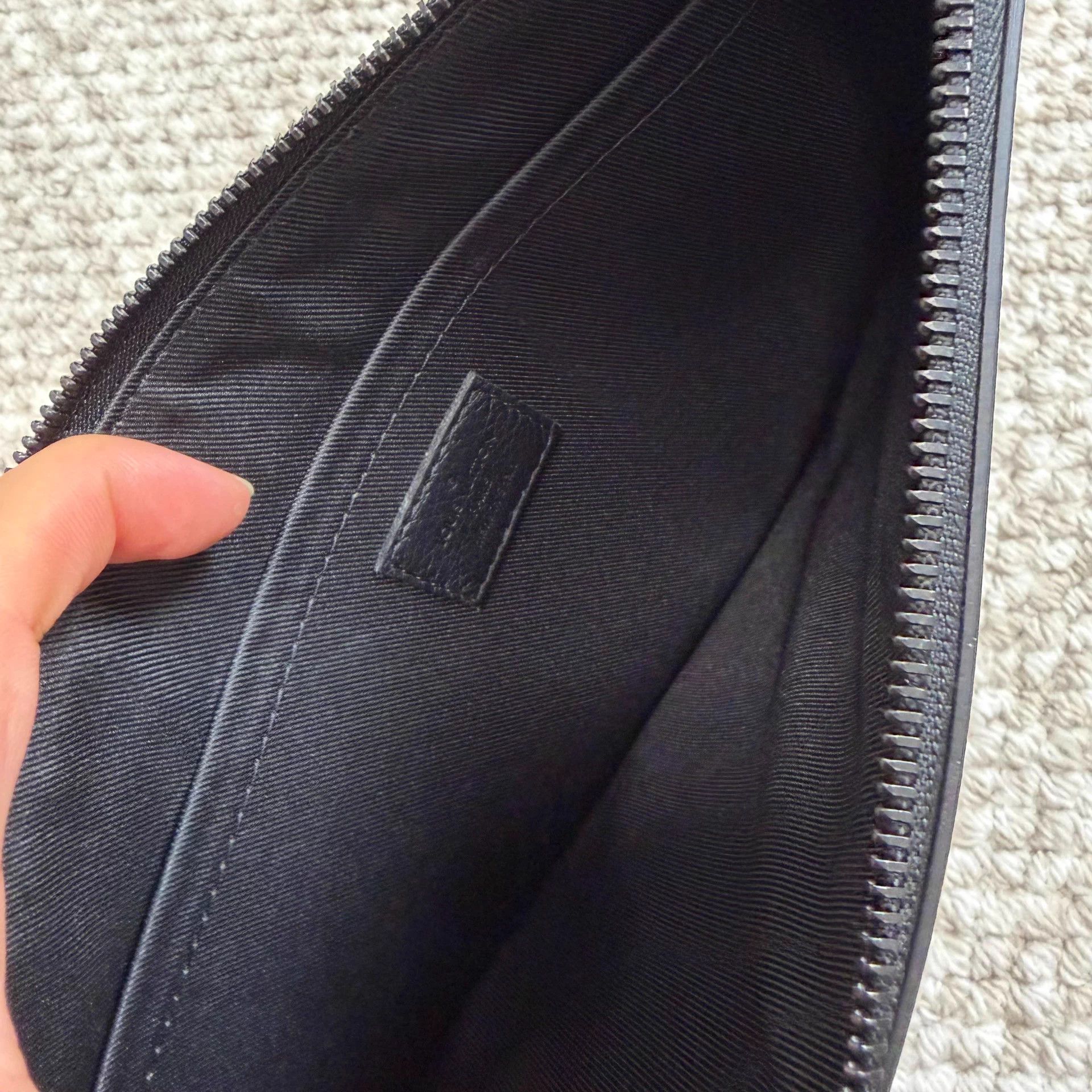 Louis Vuitton LOUIS VUITTON Pochette ToGo Men Black Leather Trim Zip Size ONE SIZE - 9 Thumbnail
