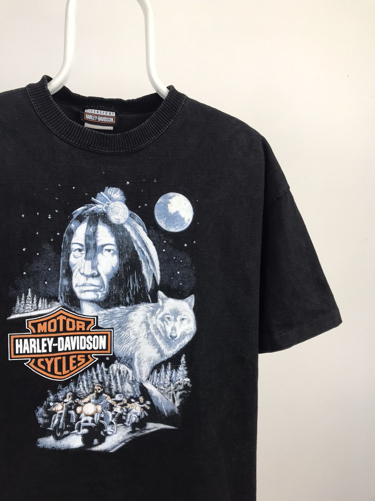 Vintage Vintage Harley Davidson Licensed Big Logo Indian Printed Tee Size US L / EU 52-54 / 3 - 2 Thumbnail