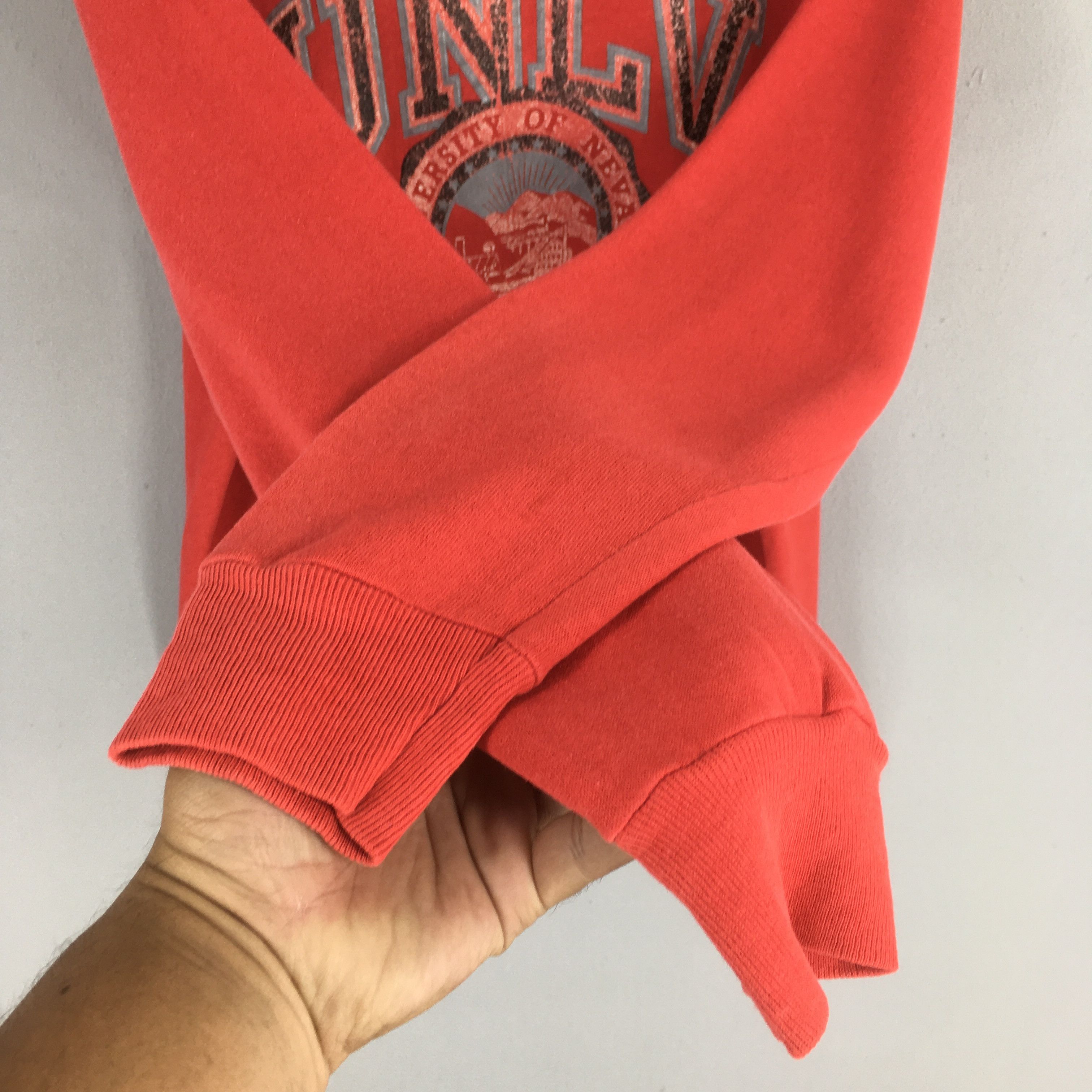 Champion × NCAA × Vintage 1980s Champion University Nevada Las Vegas Sweatshirt XL Size US XL / EU 56 / 4 - 4 Thumbnail