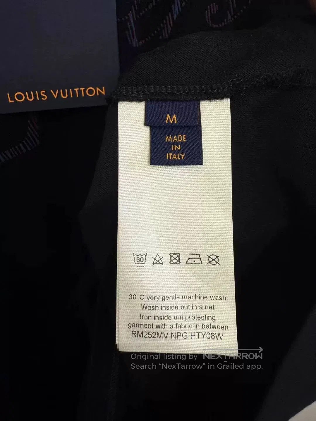 Louis Vuitton louis vuitton black gradient t. Size US M / EU 48-50 / 2 - 3 Thumbnail