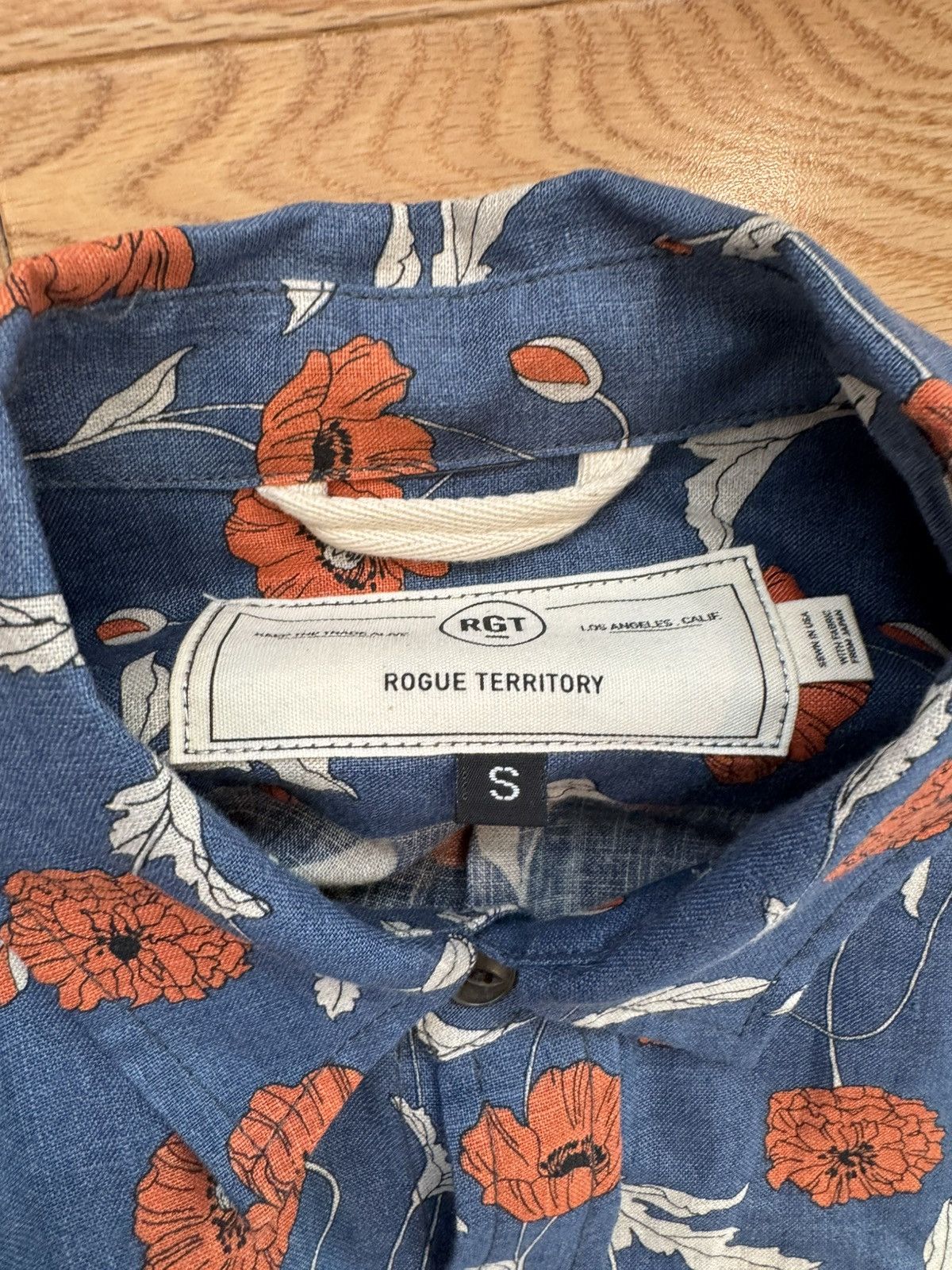 Rogue Territory Rogue territory maker poppy shirt small Size US S / EU 44-46 / 1 - 3 Thumbnail
