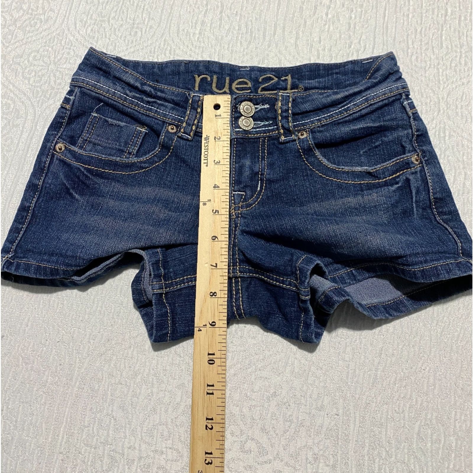 Vintage Rue 21 Women's Jeans Shorts Size 2 Blue Denim Embroidered Pockets Short Jeans Womens Size 27" / US 4 / IT 40 - 5 Thumbnail