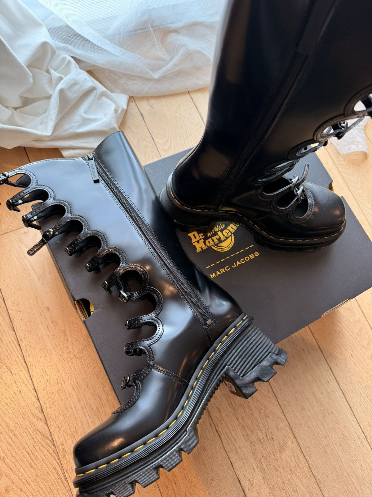 Dr. Martens × Marc Jacobs Dr Martens x Marc Jacobs Kiki Boot Size US 9 / IT 39 - 8 Thumbnail