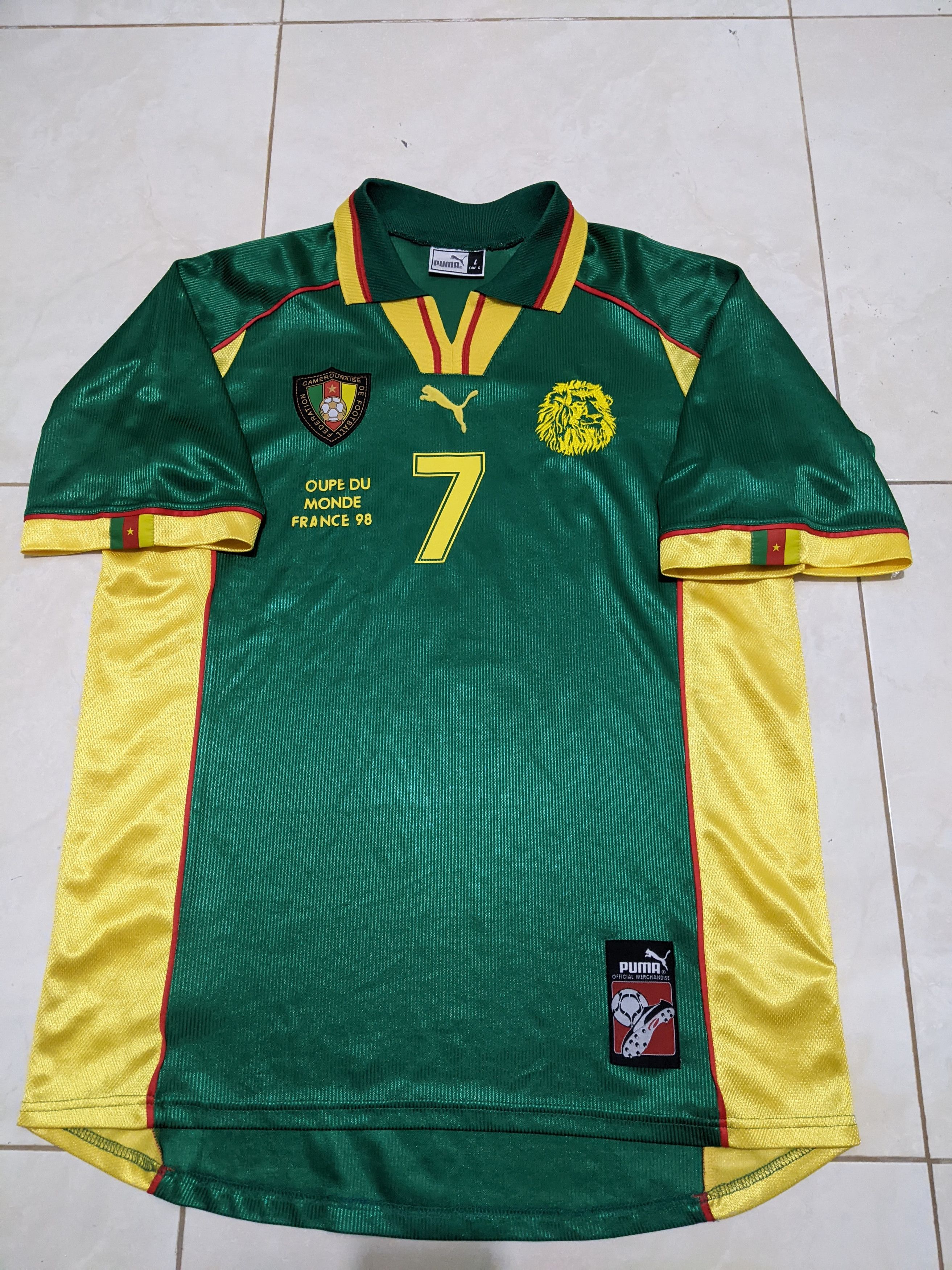 Puma Cameroon home world cup 98 Oman biyik Jersey football shirt Size US L / EU 52-54 / 3 - 1 Thumbnail