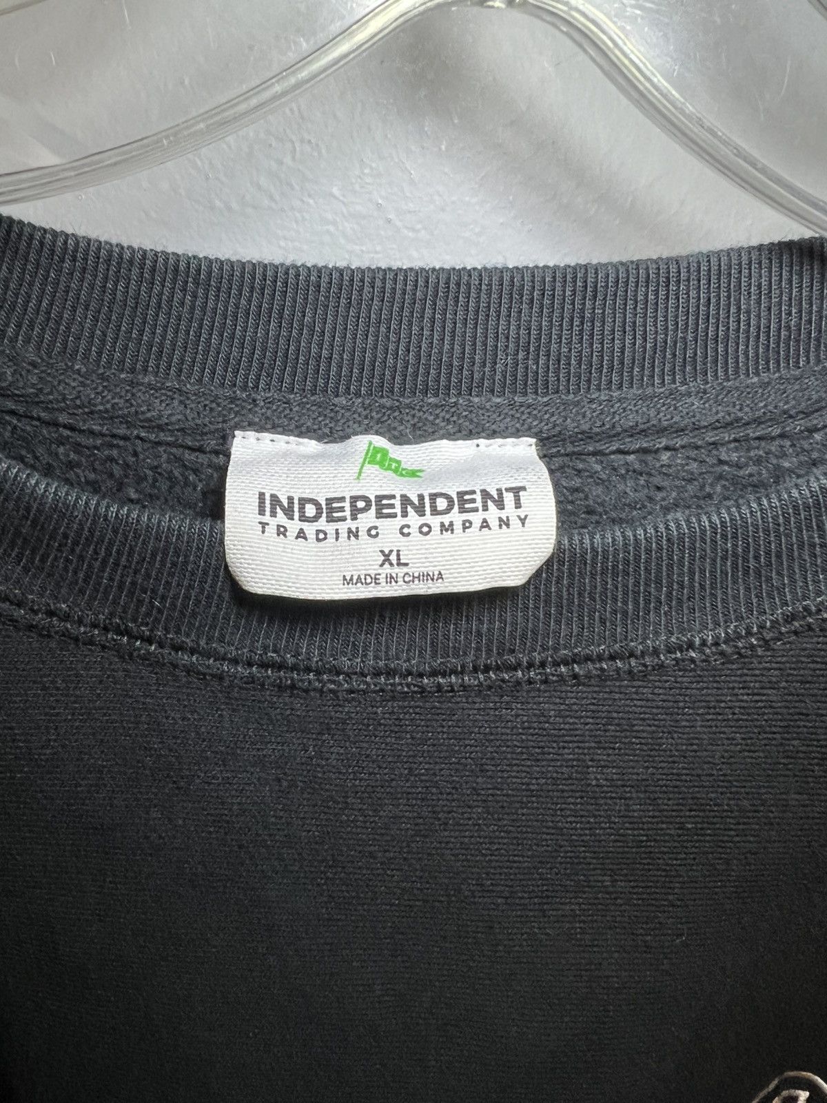 Independent Trading Co. Vintage Independent trading company trademark “R” sweatshirt Size US L / EU 52-54 / 3 - 3 Thumbnail