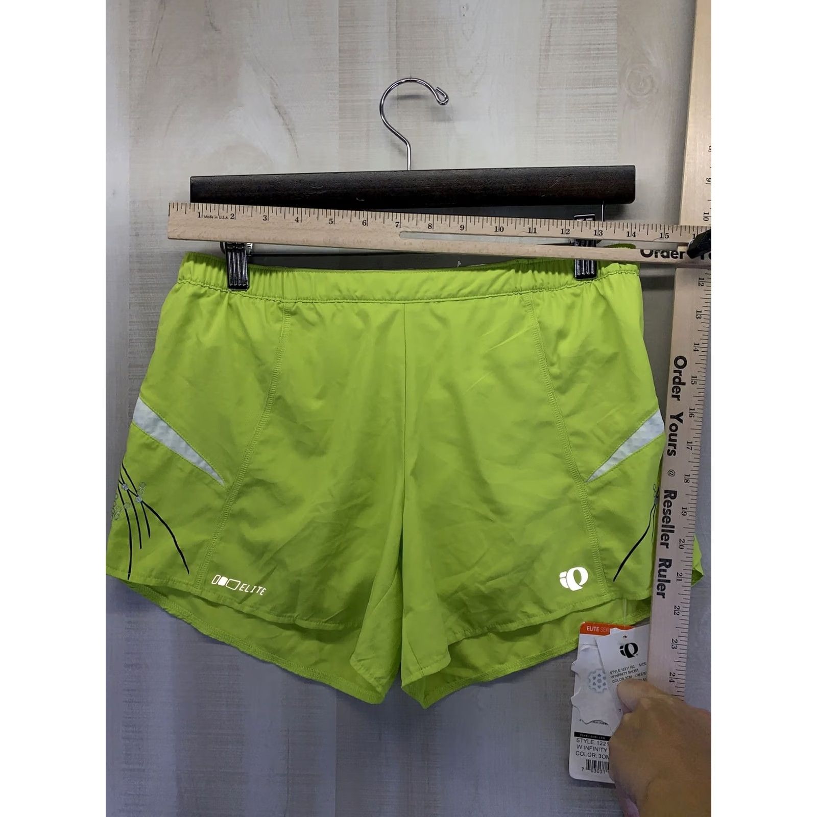 PEARL iZUMi Pearl Izumi Elite Womens Lime Green Infinity Ativewear Short Size S NWT-7613 Size 28" / US 6 / IT 42 - 6 Thumbnail