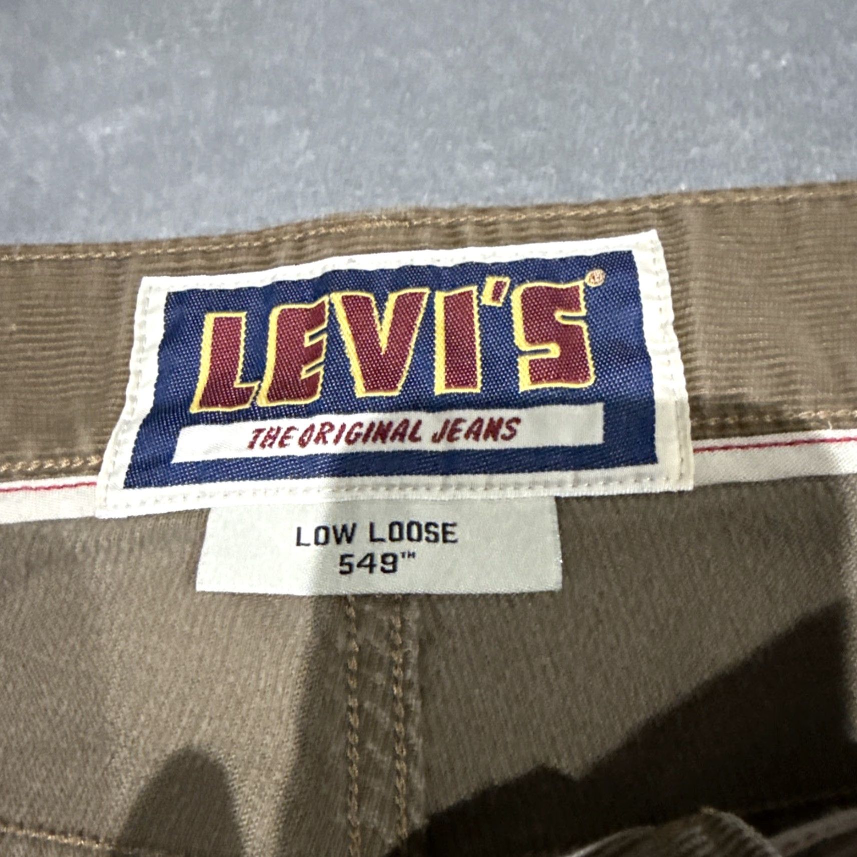 Levi's Levi's 549 Pants Men's 38x30 Brown Corduroy Jeans Straight leg Low Loose Mid Rise 5-Pocket Zip Wash Cotton Regular Inseam 30" (All Seasons) Mens Size US 38 / EU 54 - 3 Thumbnail