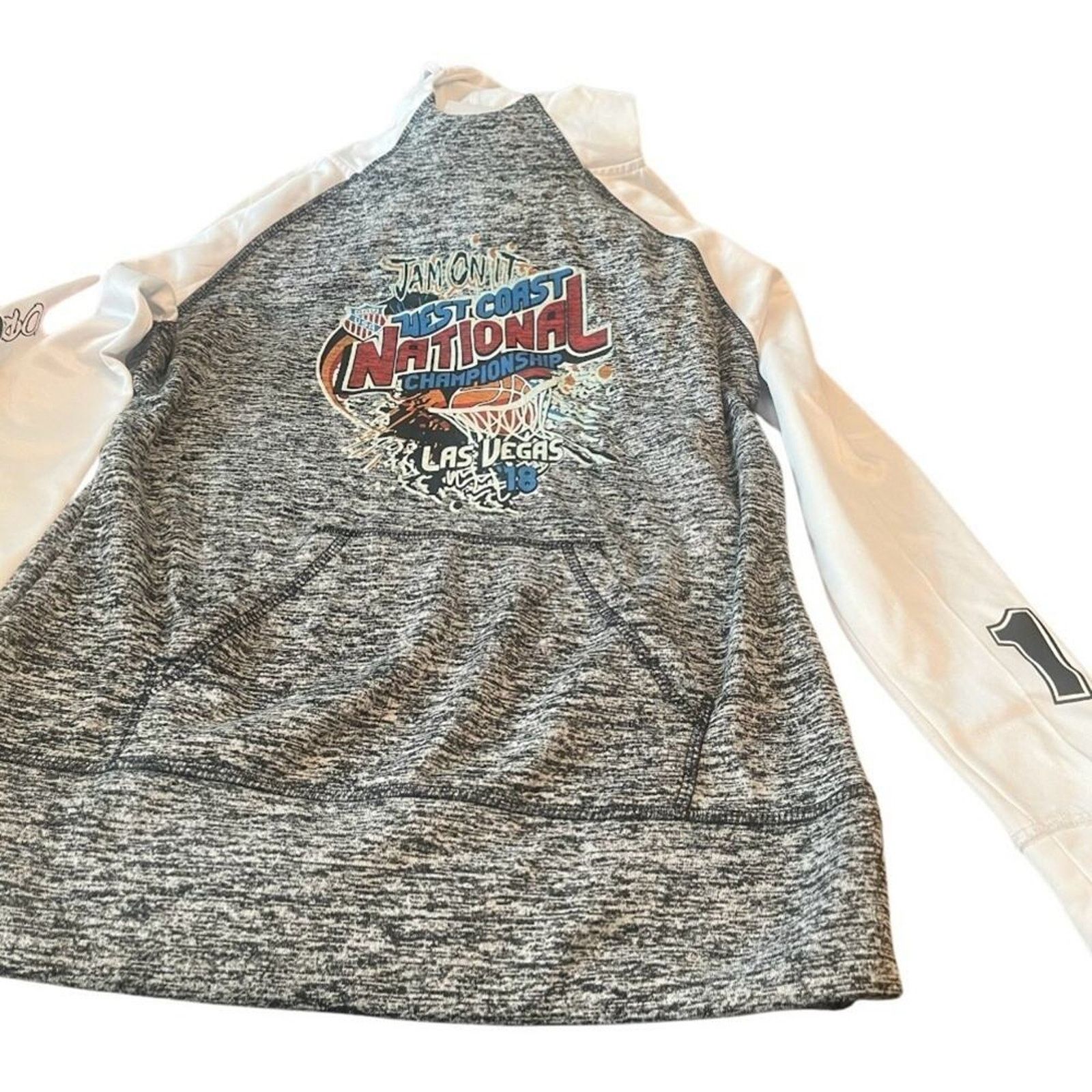 J. America J. America pullover hoodie, size medium Size M / US 6-8 / IT 42-44 - 1 Thumbnail