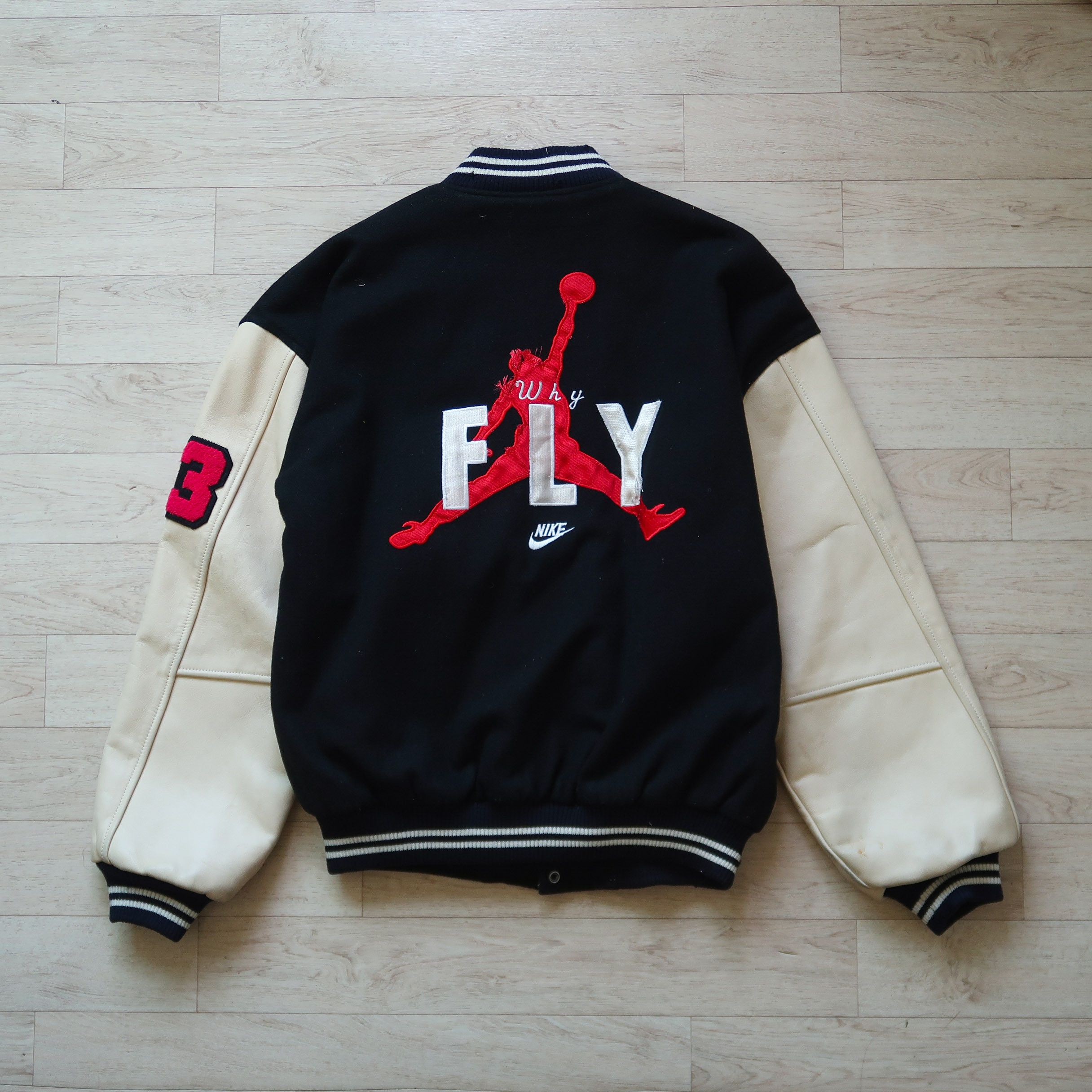 Nike Vintage 90s Nike Jordan Varsity Jacket Size US L / EU 52-54 / 3 - 7 Thumbnail