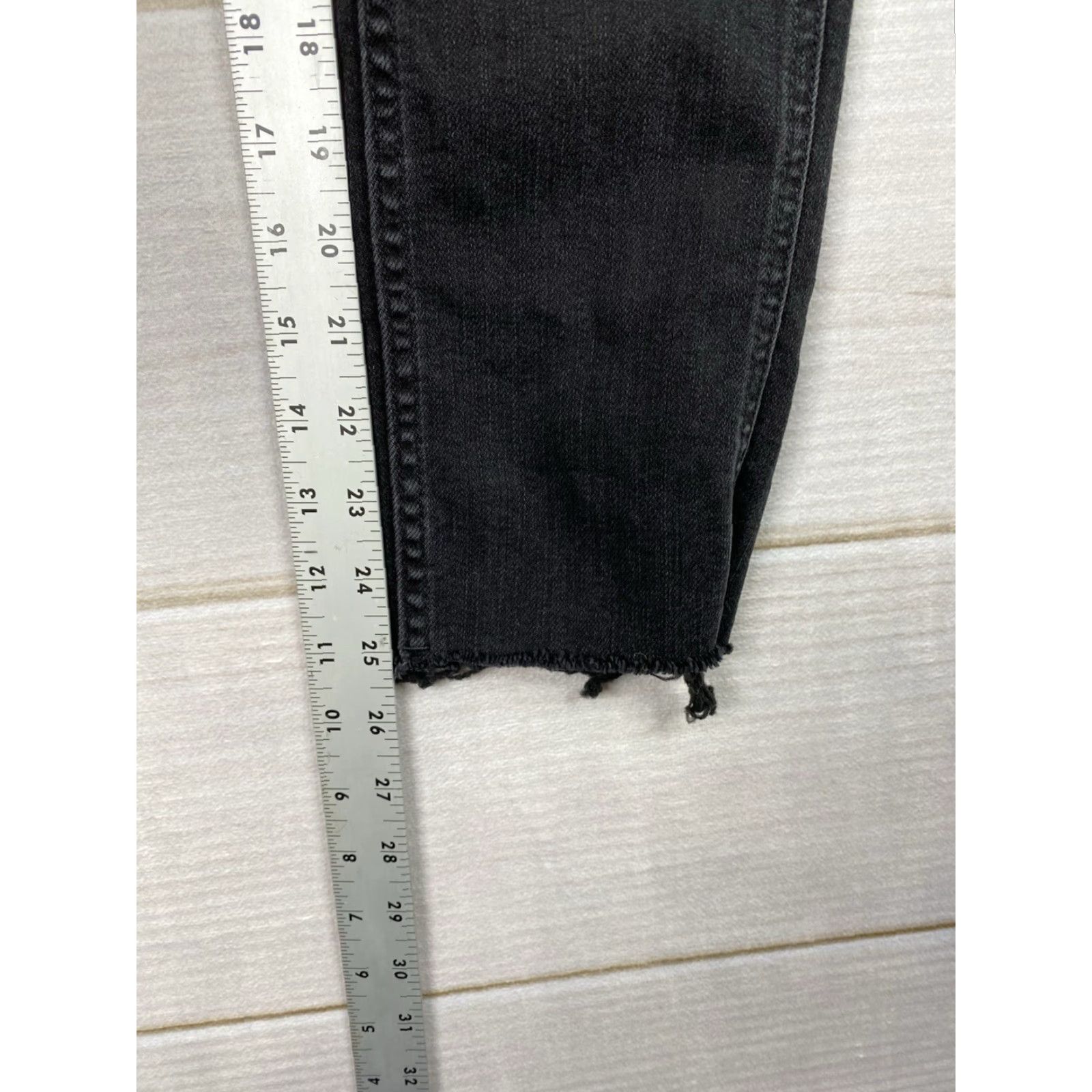 Madewell Madewell Overall Black XXS Denim Romper Jumpsuit Bodysuit Skinny Leg Side Zip Boho Stretch Pockets Casual Women’s Size 24" / US 00 / IT 34 - 7 Thumbnail