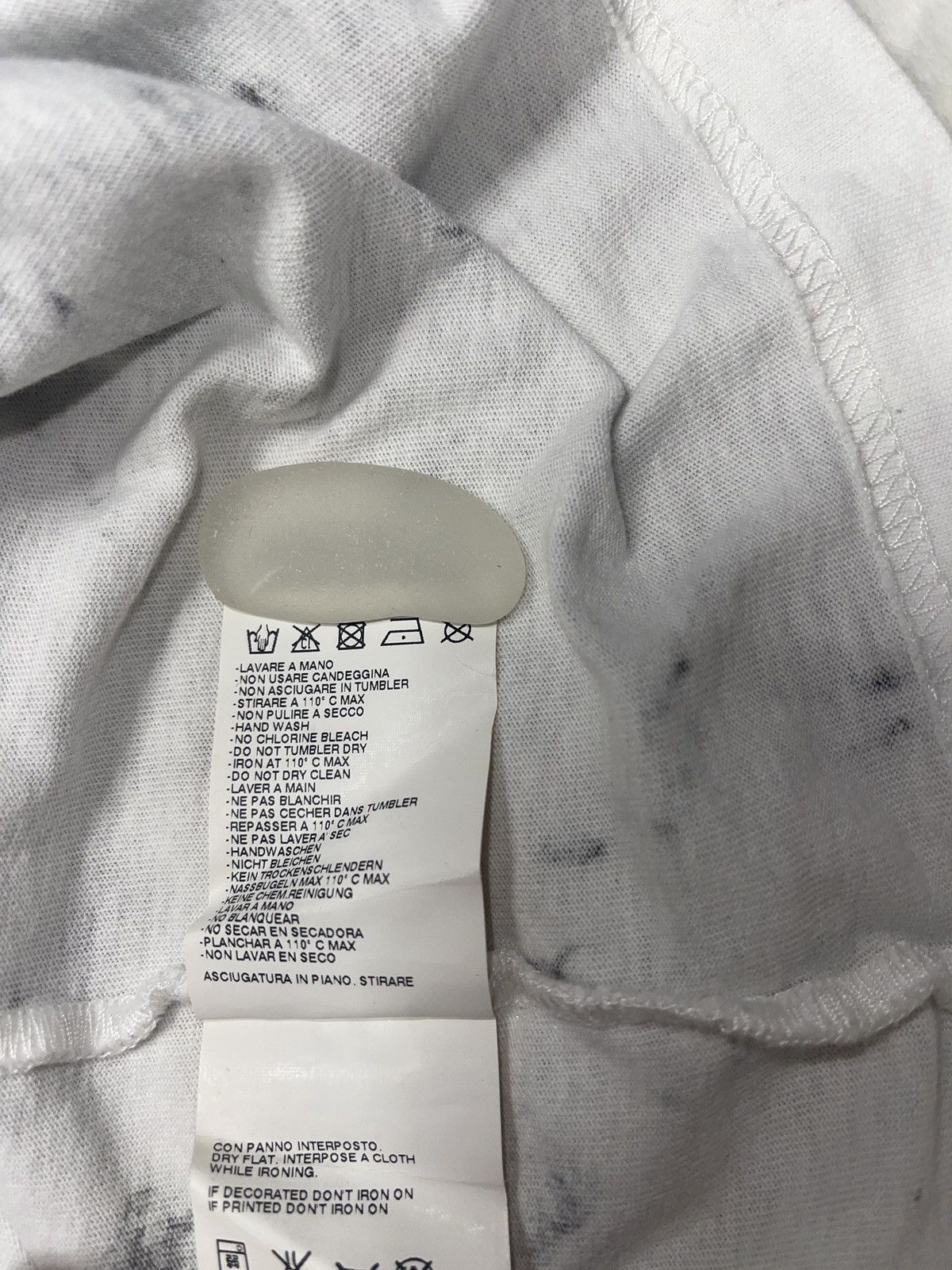 Maison Margiela Maison Margiela MM6 Trompe l’oeil Painted 1 of 1 T-shirt Size US S / EU 44-46 / 1 - 11 Thumbnail