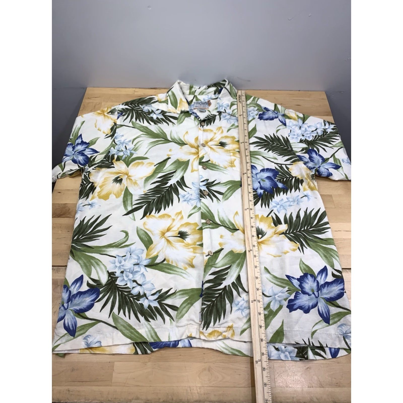 Quiksilver Quiksilver Shirt Mens XL Button-Up Short Sleeve Floral Hawaii Multicolor Casual Size US XL / EU 56 / 4 - 4 Thumbnail