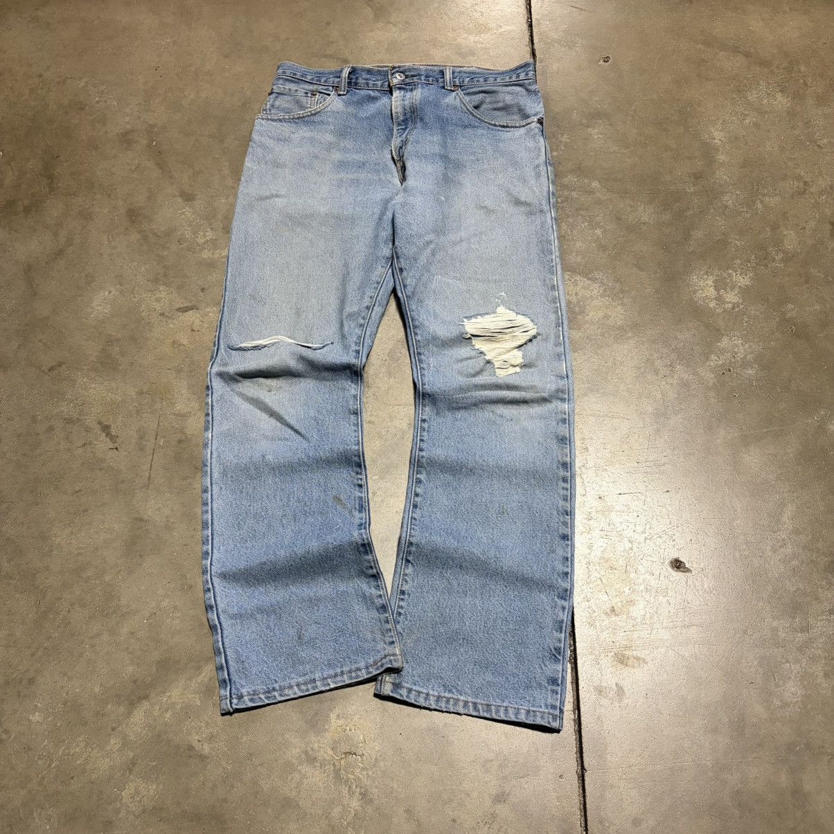 Vintage Levis 517 Boot Cut Jeans Loose Light Wash Distressed