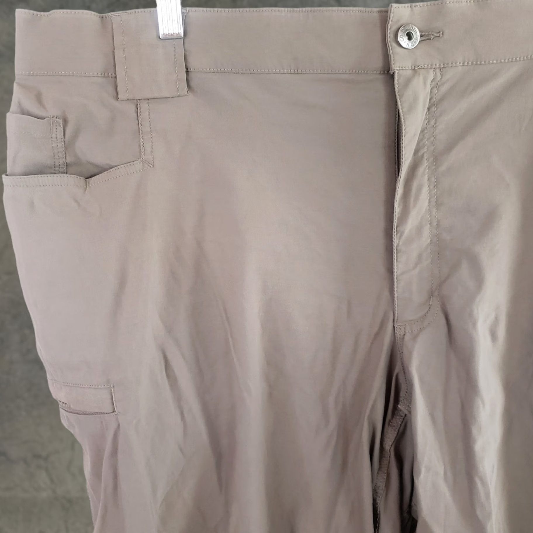Vintage Duluth Trading Cargo Shorts Mens 46 Flex Dry On The Fly Taupe 9" Size US 30 / EU 46 - 1 Thumbnail