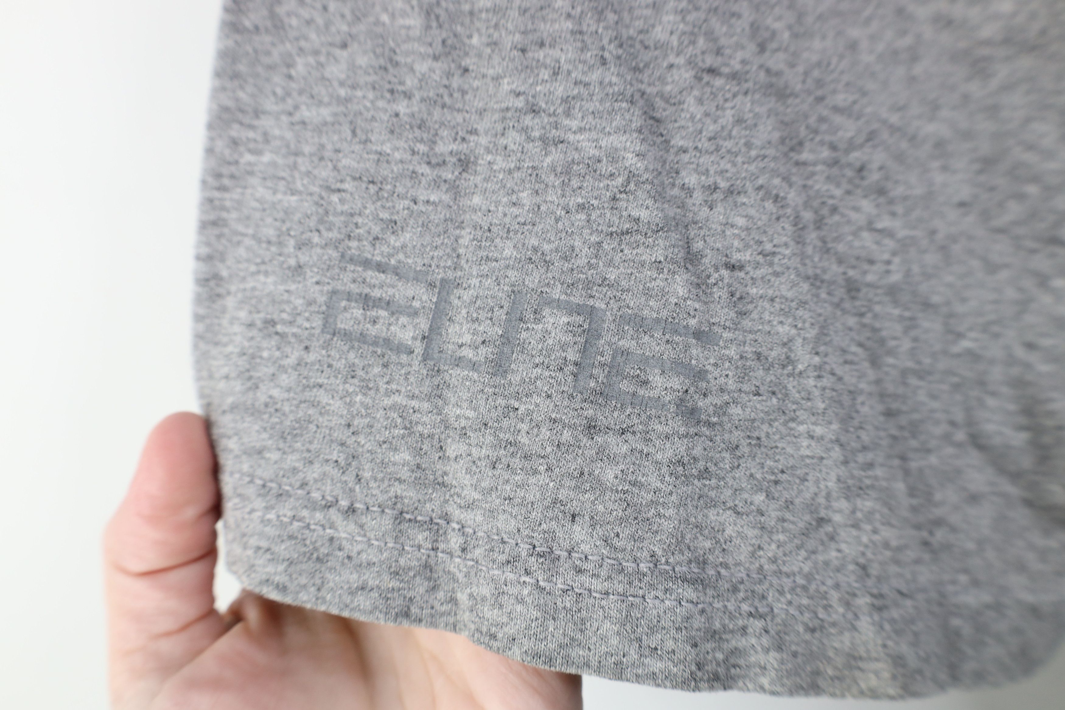 Nike Vintage Nike Mini Swoosh Ohio State University T-Shirt Size US L / EU 52-54 / 3 - 8 Thumbnail