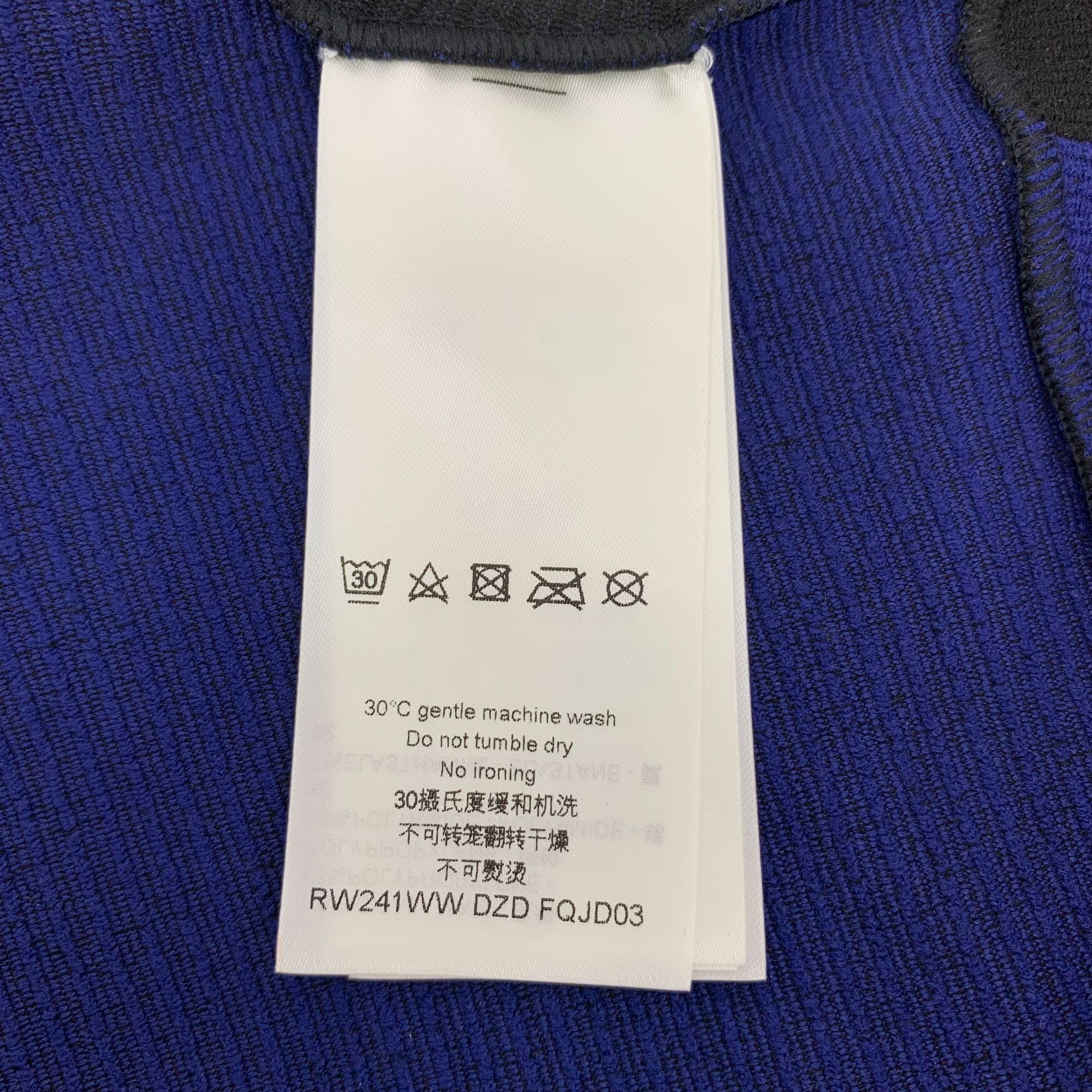 Louis Vuitton LOUIS VUITTON Black & Blue Checkered Long Sleeve Knit Mini D Size L / US 10 / IT 46 - 4 Thumbnail