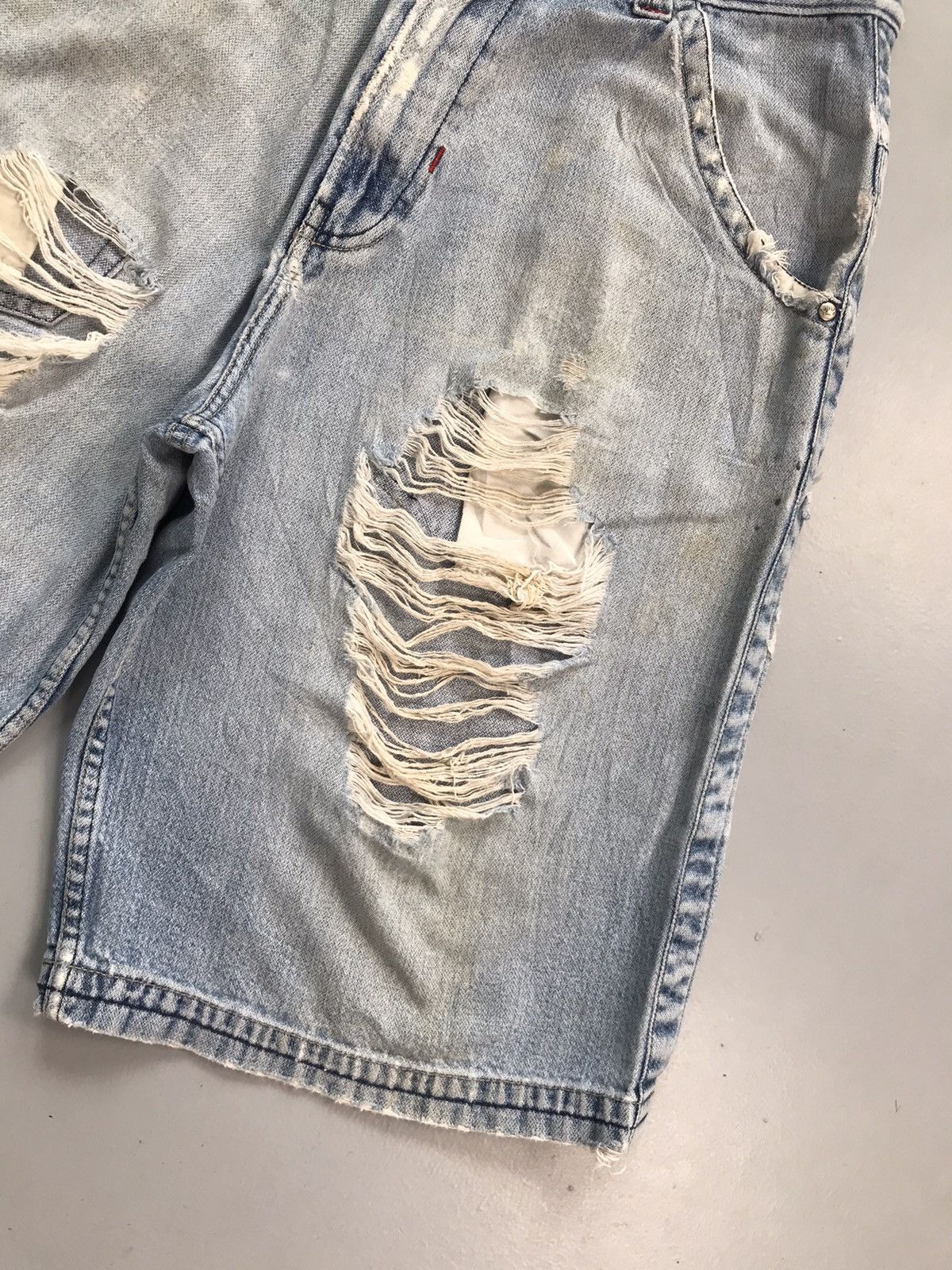 JNCO Vintage Jnco embroidered distressed jort Size US 34 / EU 50 - 5 Thumbnail