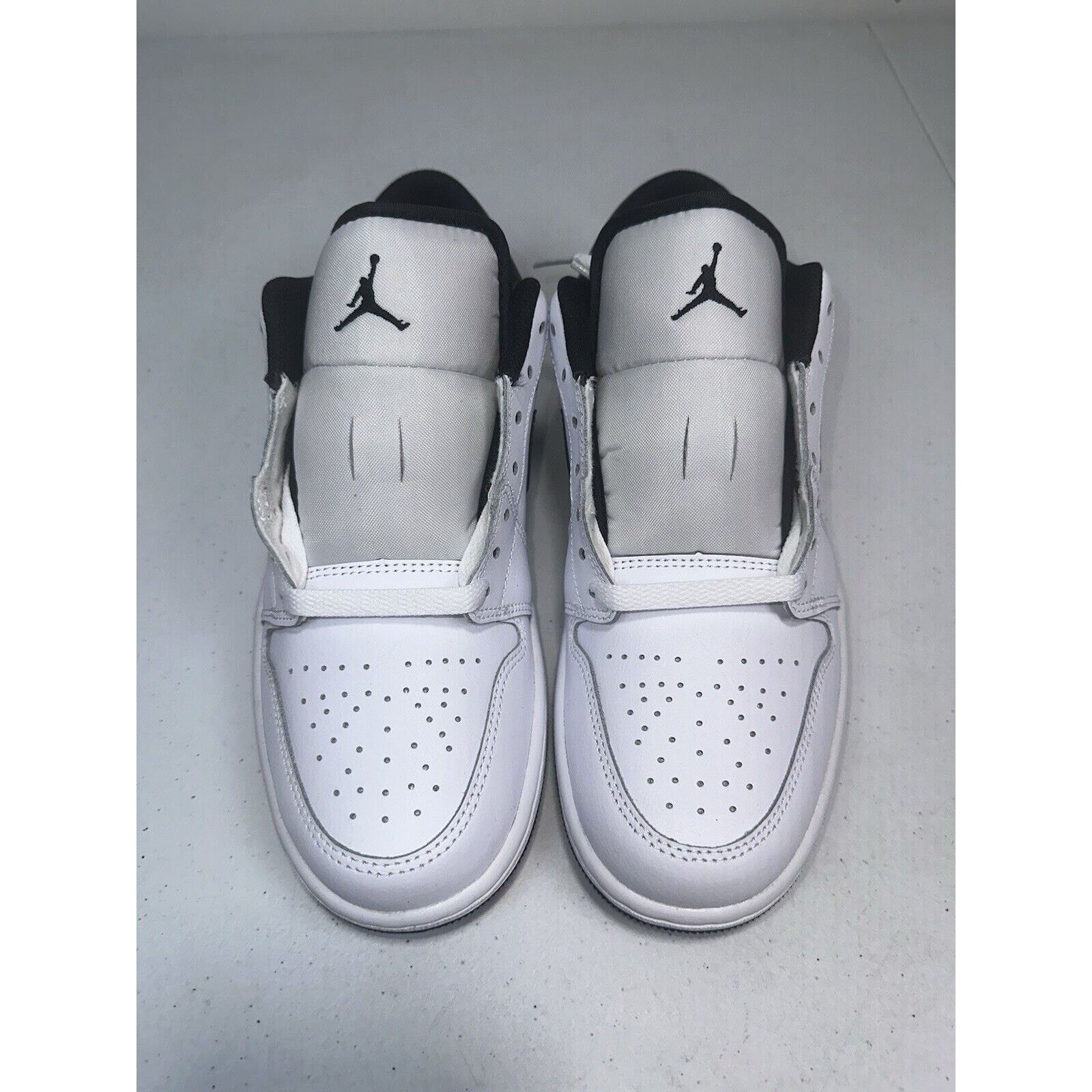 Nike Nike Air Jordan 1 Low Reverse PandaMen's 9 W 10.5 553558-132 Size US 9 / EU 42 - 3 Thumbnail