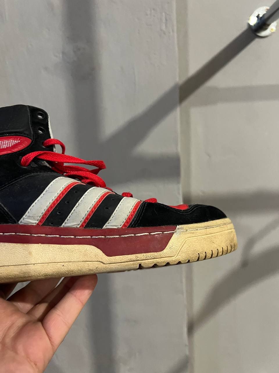 Adidas LIMITED EDITION NBA ADIDAS ORIGINALS METRO ATTITUDE SIZE 9 Size US 9 / EU 42 - 5 Thumbnail